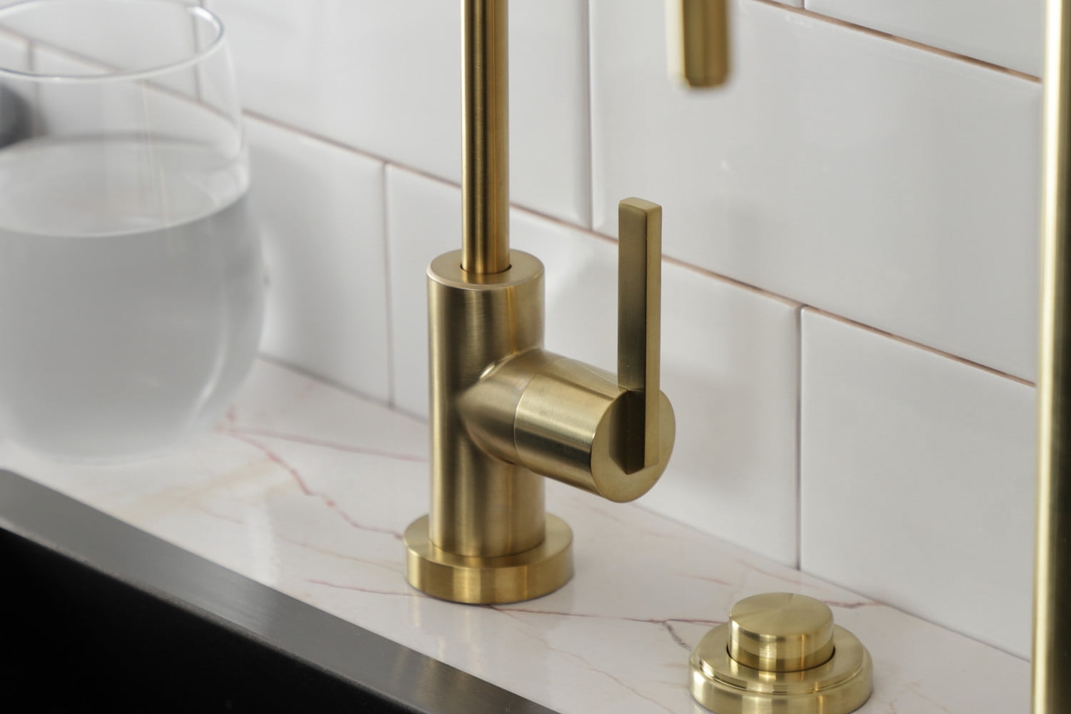Kingston Brass Continental Single-Handle Water Filtration Faucet (Brushed Brass, 5.875 in Reach) 5doh3