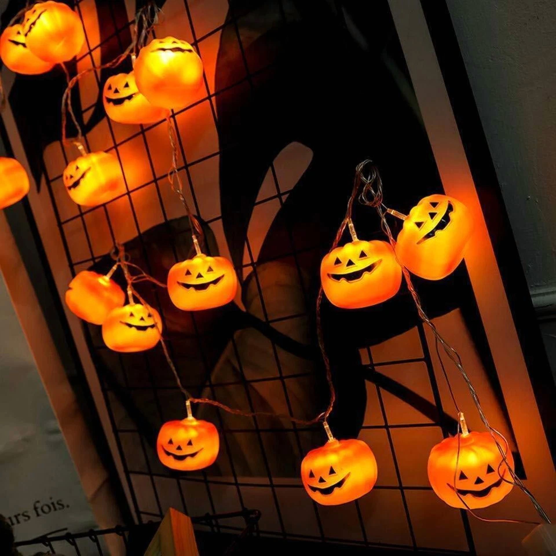 VAULT Halloween Pumpkin LED String Lights, Decorative Holiday Lighting with 8 Modes (Orange, 20 Count) py8xd