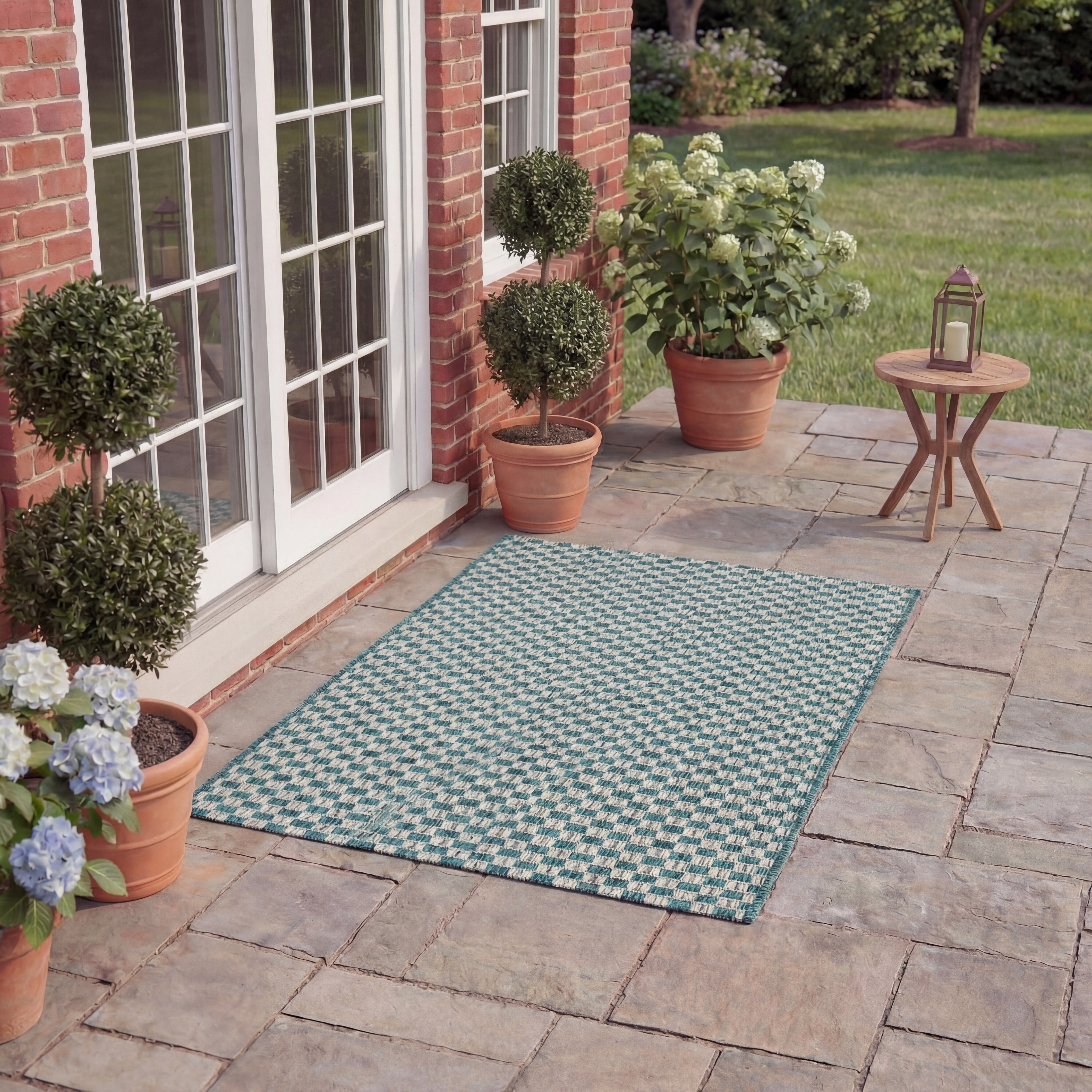 Safavieh Courtyard Blair Checkered Indoor/Outdoor Area Rug (Turquoise/Light Grey, 2 ft x 3.58 ft) d9t69