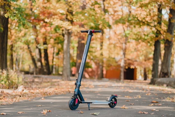Hover-1 Eagle Electric Folding Scooter, Portable Commuter with Built-in Suspension and LED Headlight (Black, 20.88 lb) 3omum
