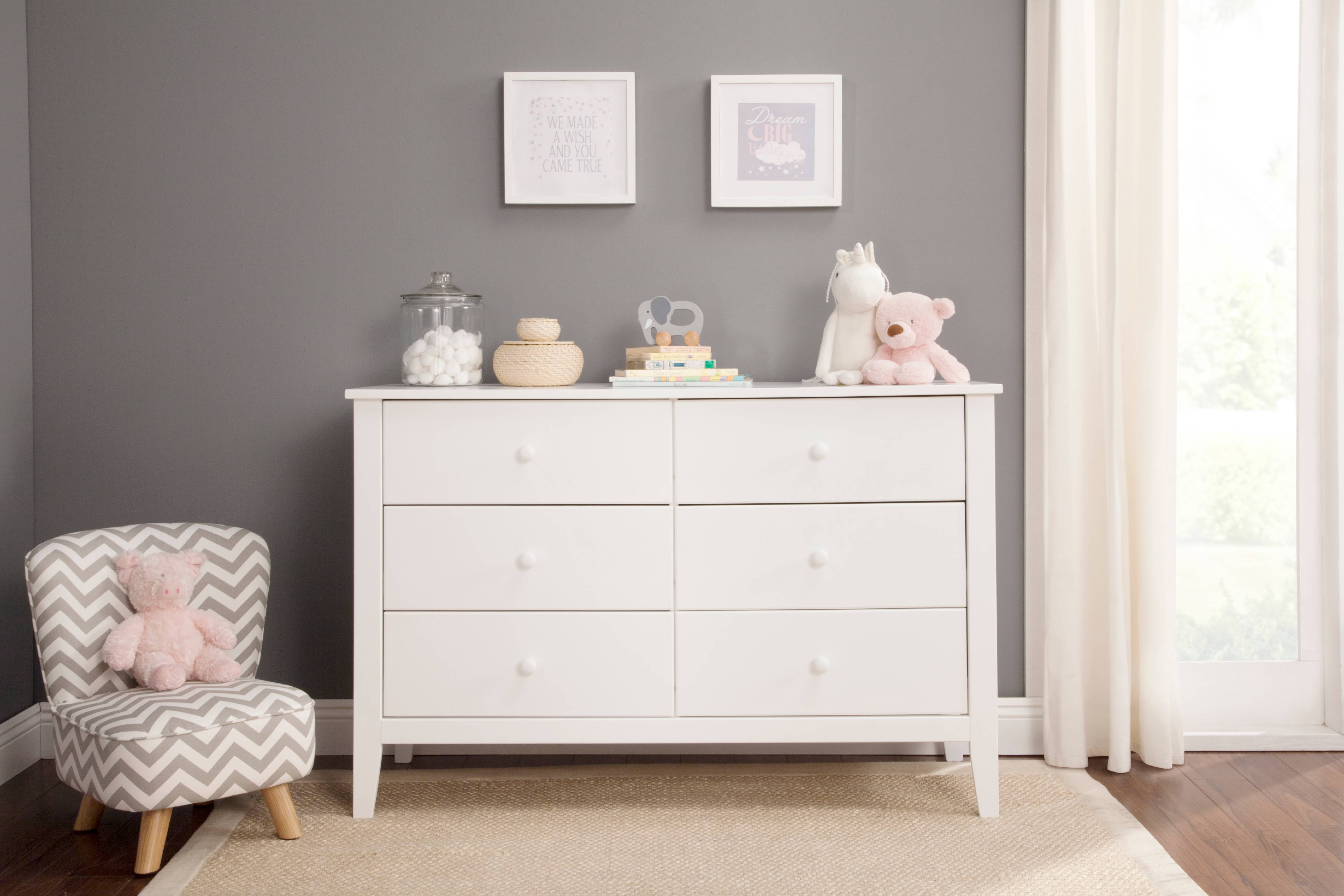Carter's by DaVinci Morgan 6-Drawer Dresser (White, 50 in x 19 in x 34 in) jpwi5