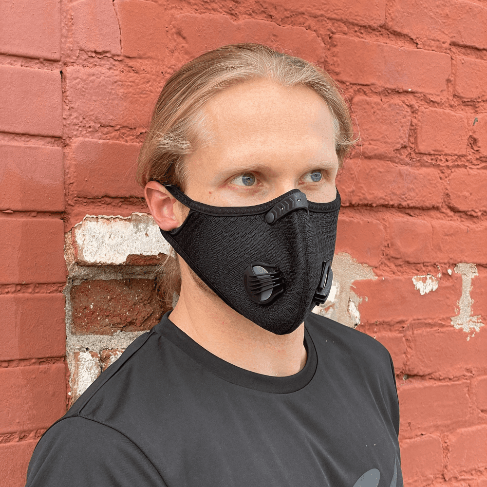JupiterGear Performance Sports Face Mask with Activated Carbon Filter and Breathing Valves (Black, One Size) aecnh