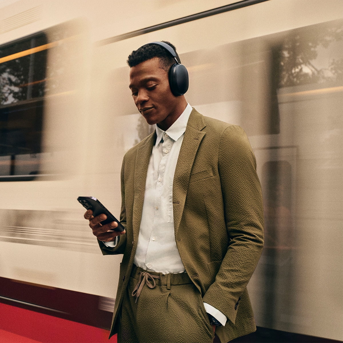 Sonos Ace Wireless Noise Canceling Over-Ear Headphones (Black, One Size) sinev