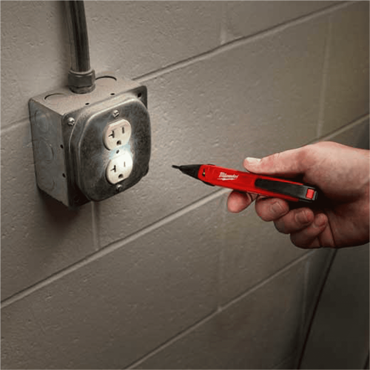Milwaukee 2202-20 Non-Contact Voltage Detector with LED Work Light (Black, 1 Unit) 4wt7d