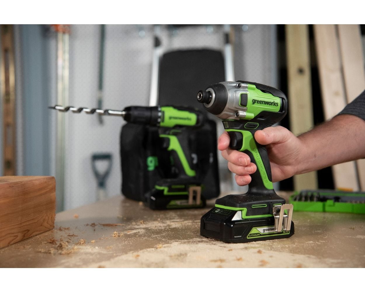 Greenworks 24V Brushless Cordless 1/4 in Impact Driver Set (Green, 2 Batteries & Charger) ton4l