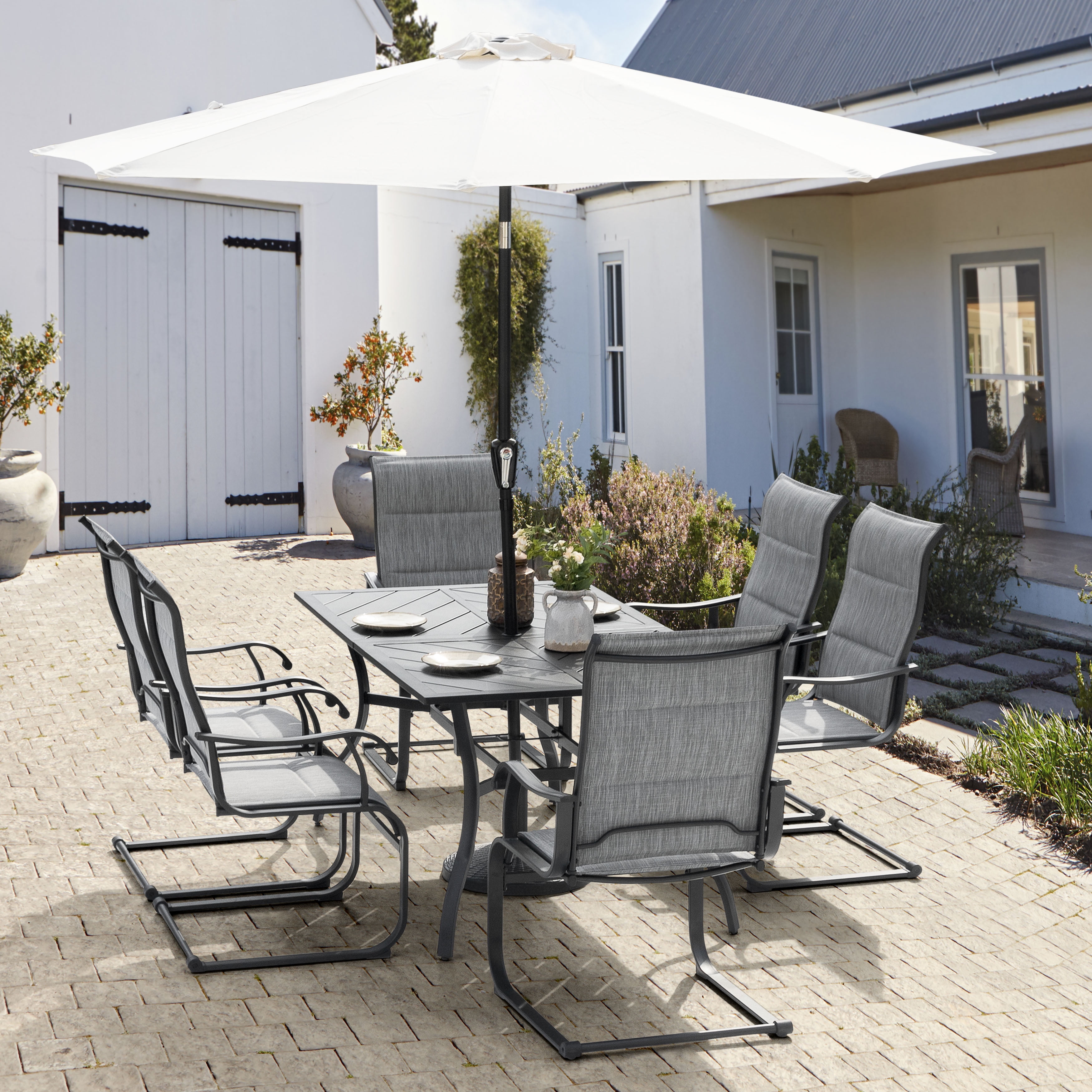 Nuu Garden 7 Piece Outdoor Dining Set, Padded Textilene Patio Chairs and 61 in Rectangular Table with Umbrella Hole (Grey & Black, 7 Piece Set) xlxqj