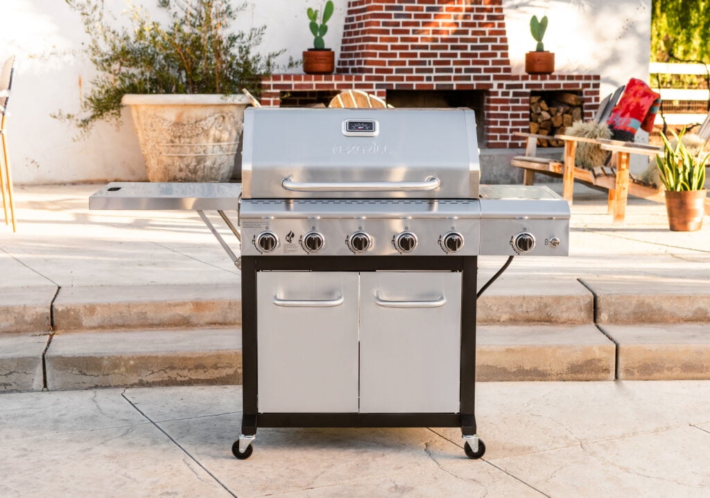 Nexgrill Deluxe 5-Burner Propane Gas Grill with Side Burner and Foldable Table (Silver, 771 sq in) bz3sw