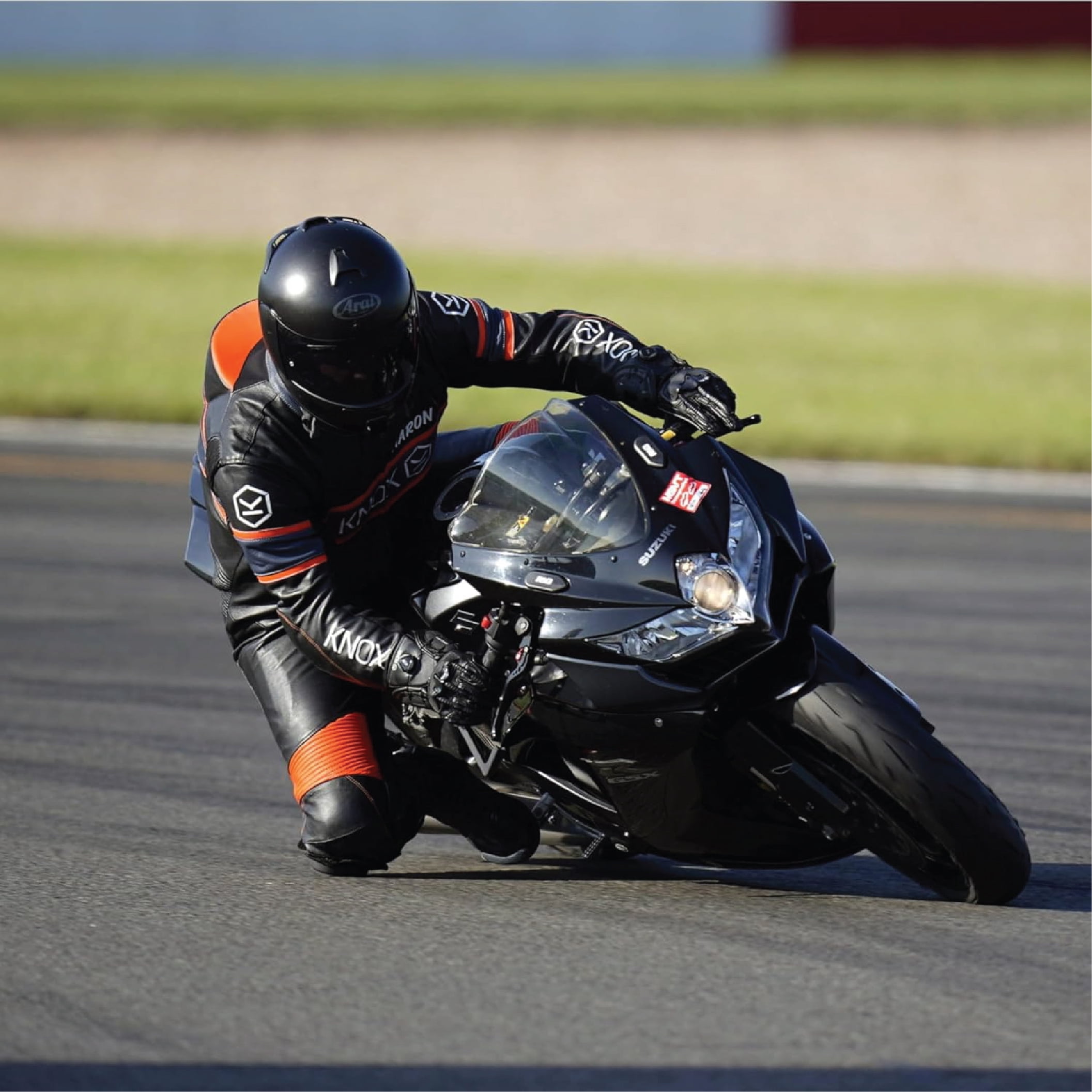 Pirelli Diablo Rosso II Rear Motorcycle Tire (180/55 ZR 17, Black) 5mse1
