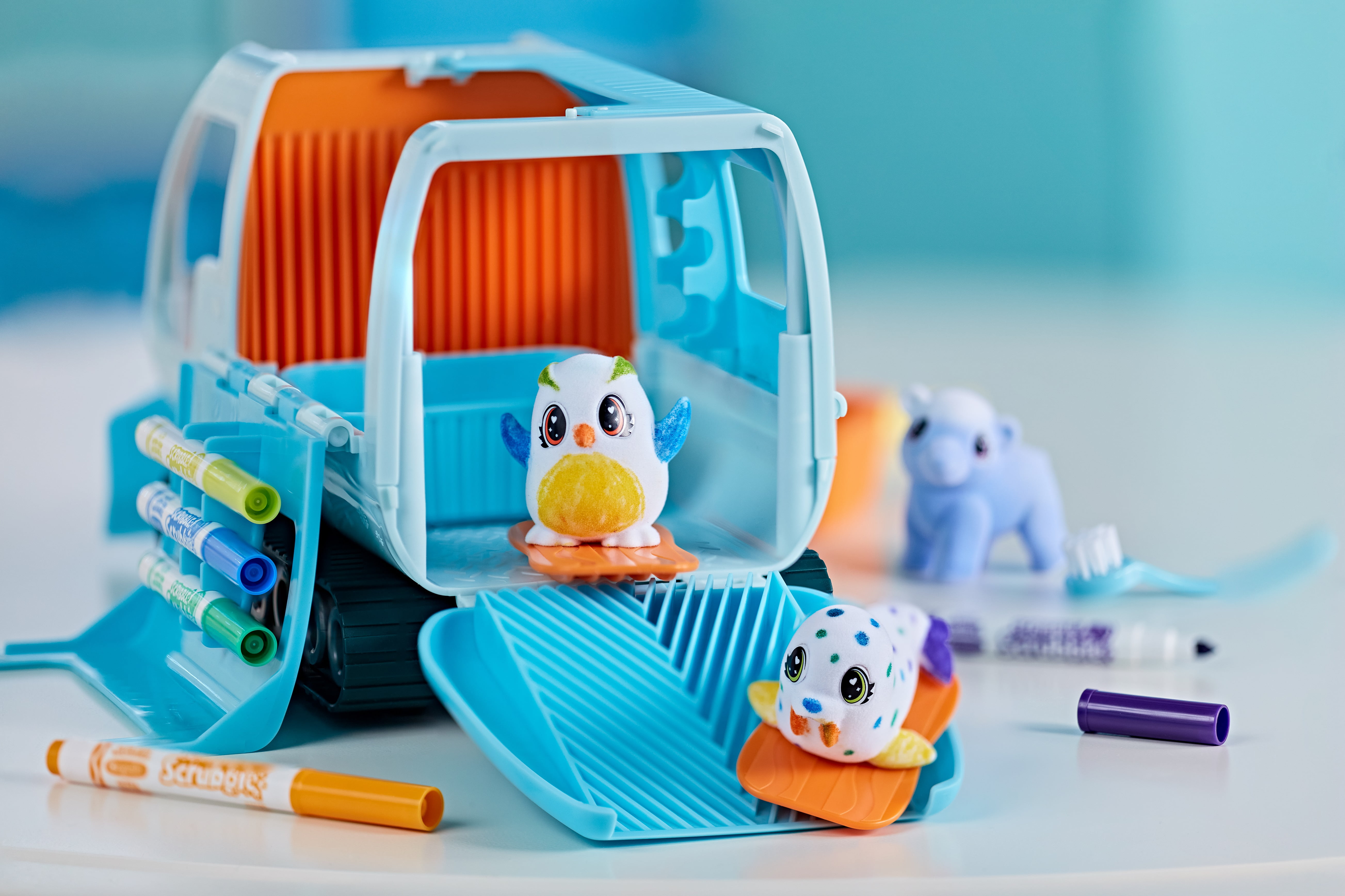 Crayola Scribble Scrubbie Pets Arctic Snow Explorer Activity Set (Blue, 14-Piece Set) uj2li