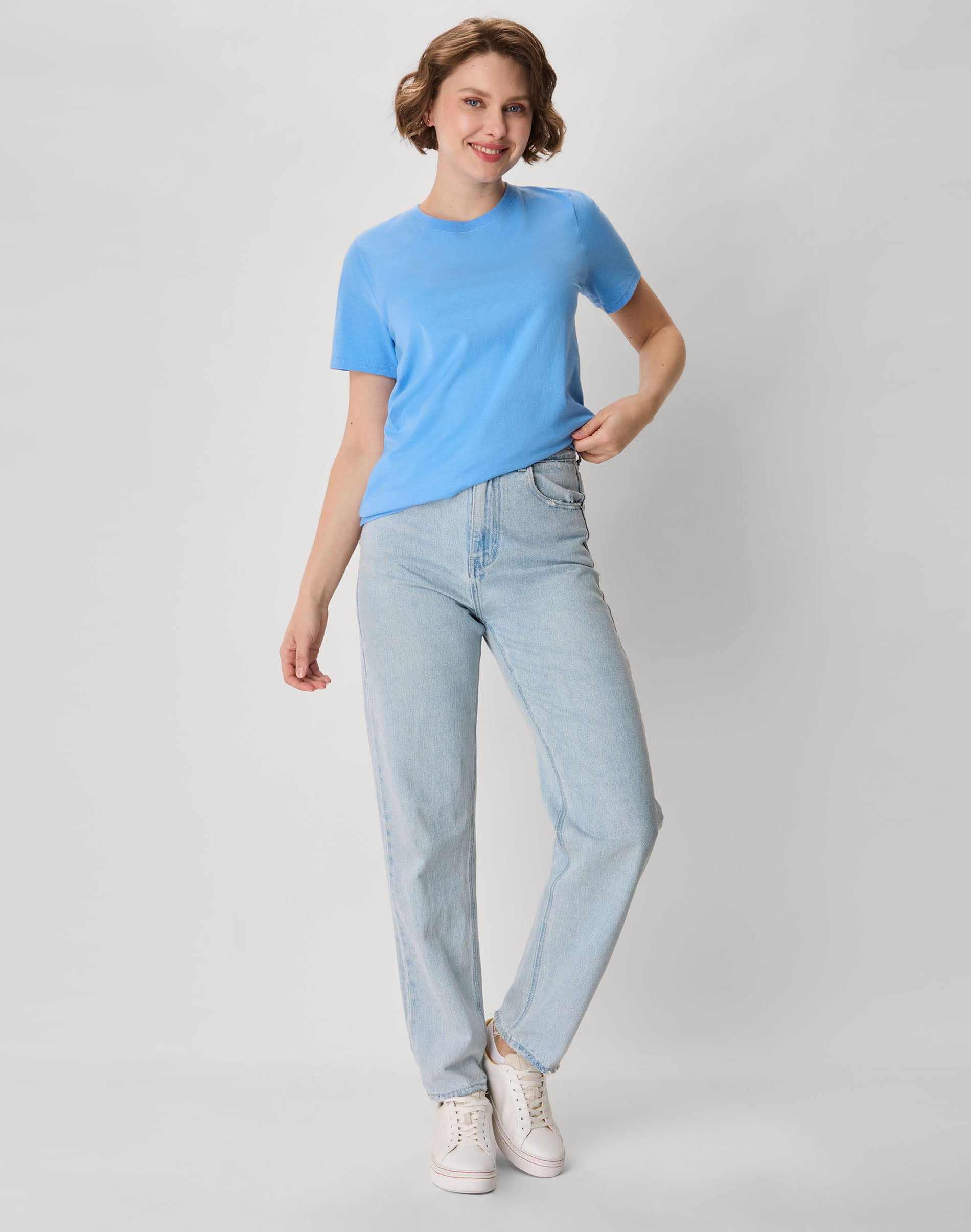 Hanes Perfect-T Women's Cotton Crewneck T-Shirt (Carolina Blue, S) p62cq