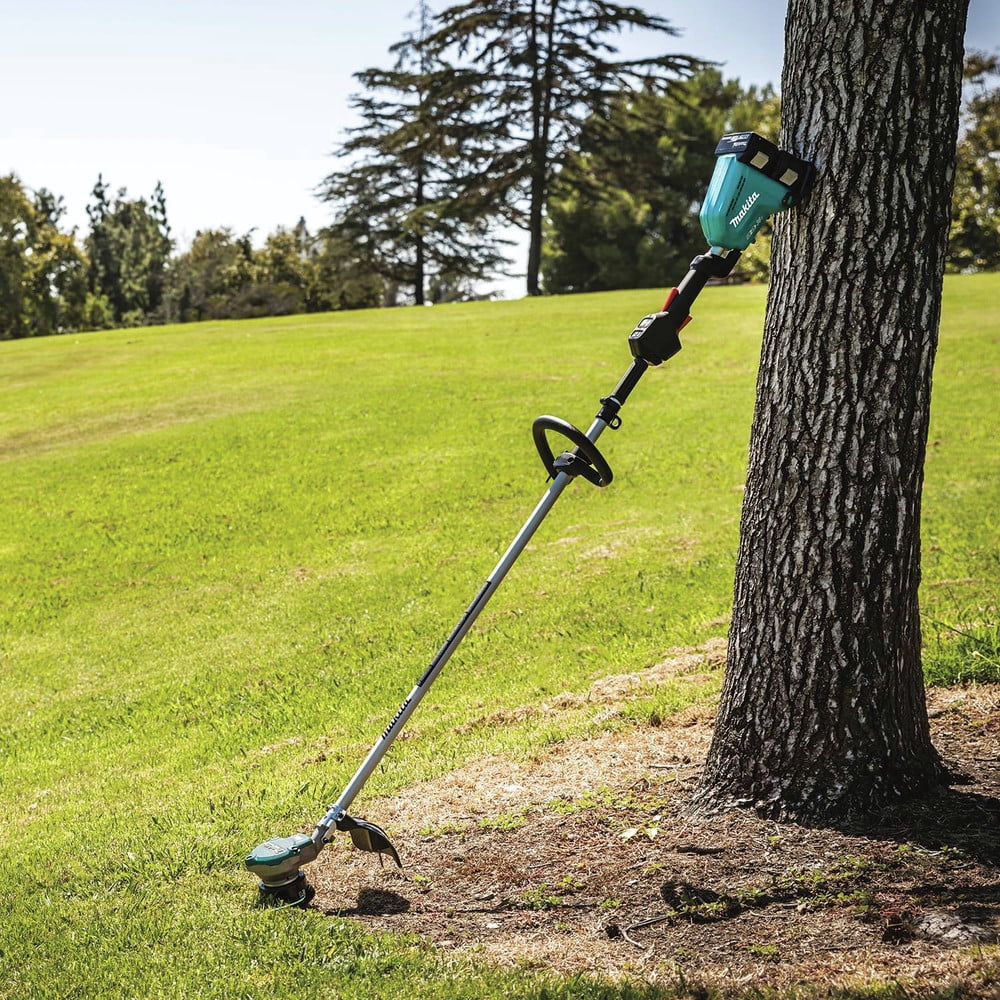 Makita XRU15PT1 36-Volt LXT Brushless Cordless String Trimmer Kit with 4 Batteries (15 in) oqgfq