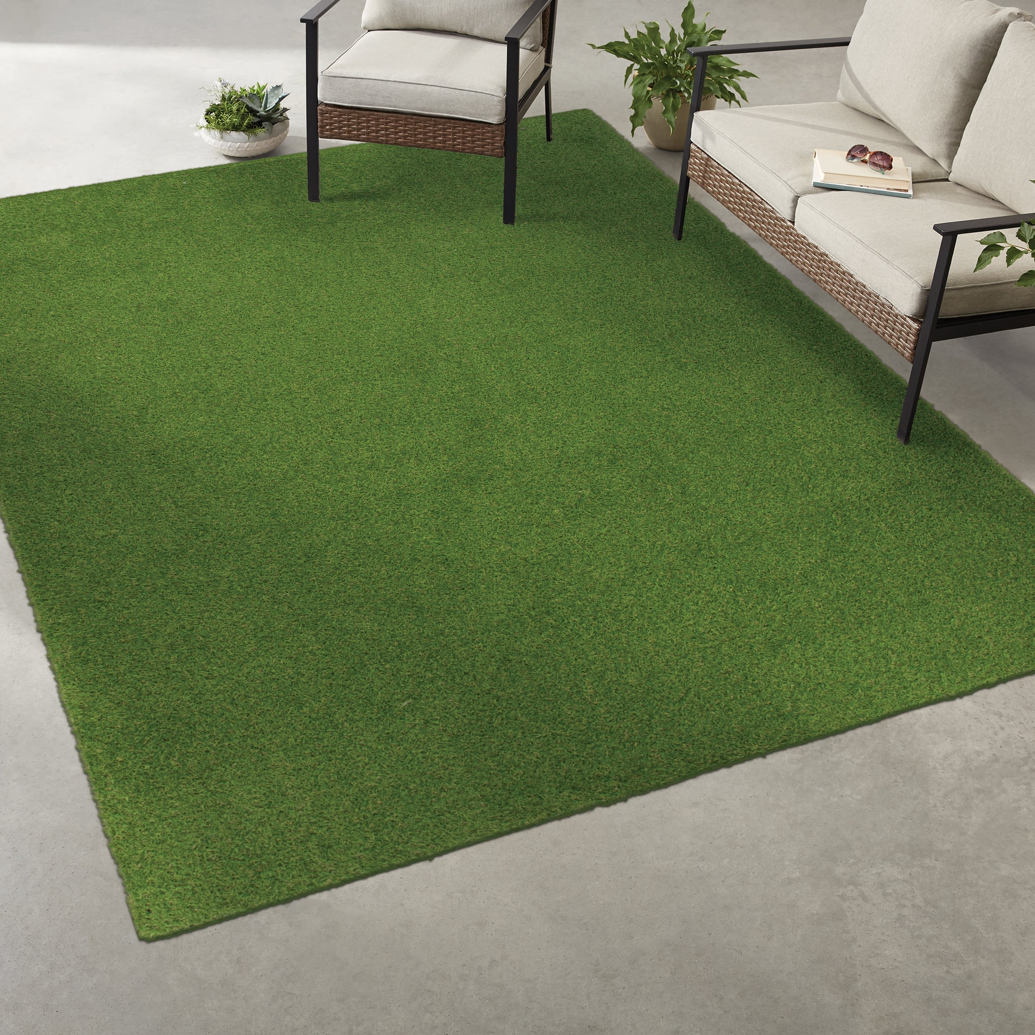 Mainstays Faux Grass Outdoor Rug, Weather-Resistant Synthetic Turf for Patio and Deck (Green, 7 ft x 10 ft) t07h1