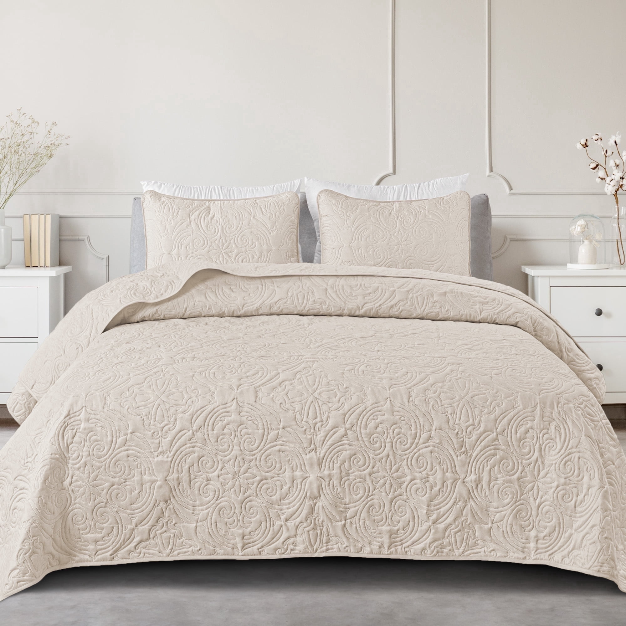 Exclusivo Mezcla Queen Quilt Bedding Set, Lightweight Vintage Embossed Bedspread with Pillow Shams (Beige, 96 in x 90 in) kfkcc