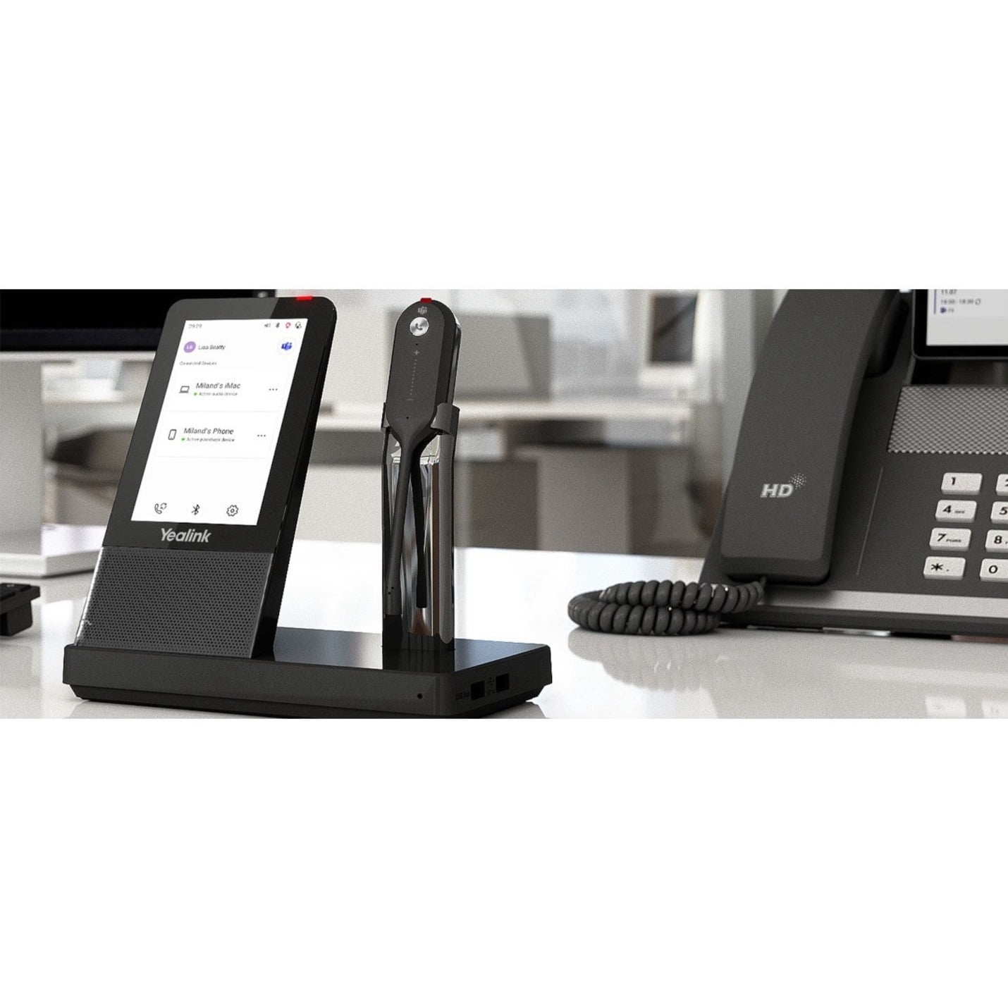 Yealink WH67 Wireless DECT Headset with Touch Screen Base and Qi Charging (Black, 1 Pack) vx3kj