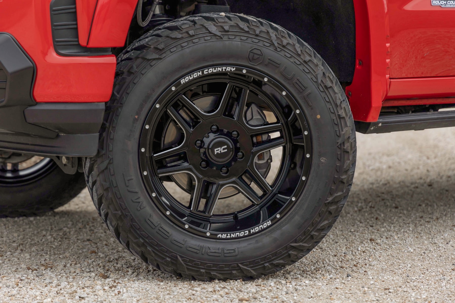 Rough Country 92 Series One-Piece Wheel (Gloss Black, 18x9 in) lpiqs