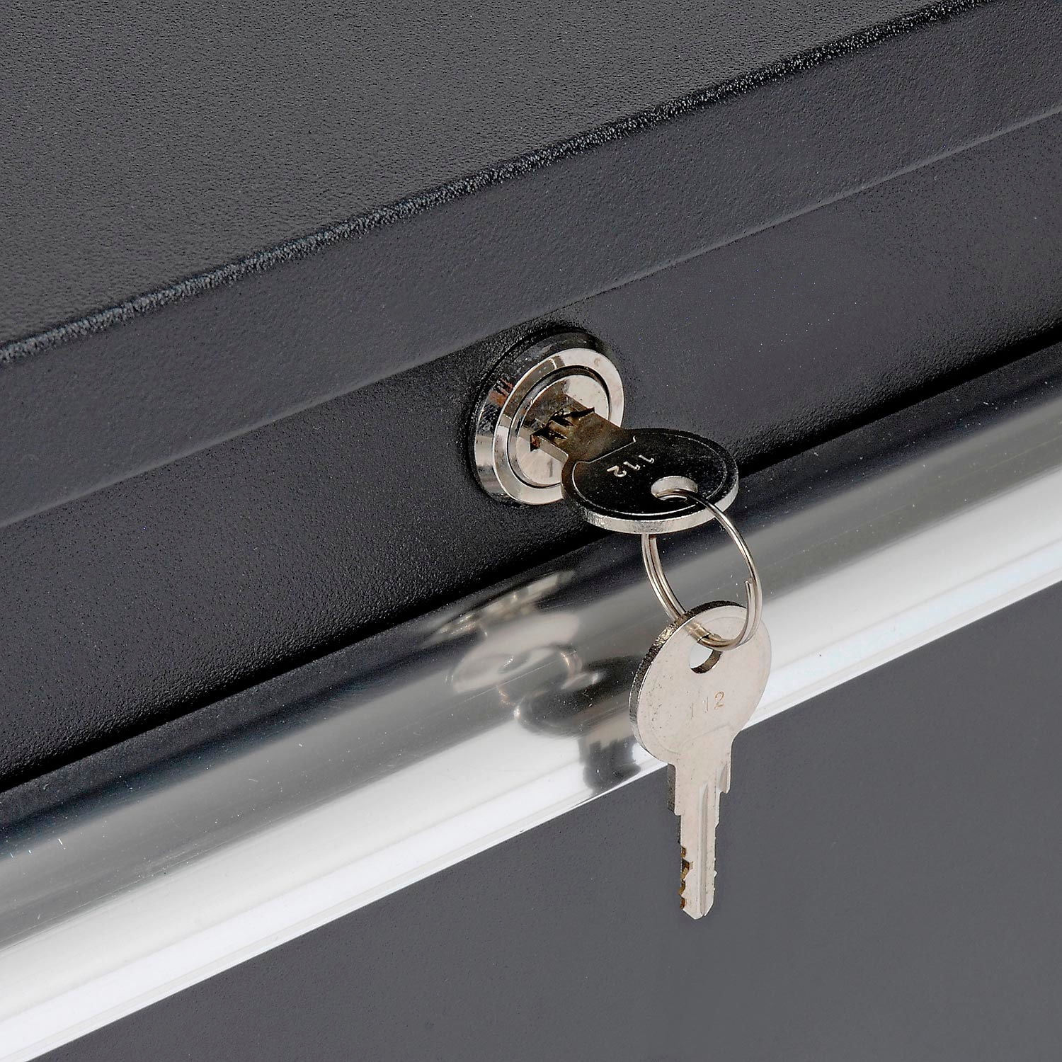 Global Industrial Stacking Steel Drawer (Black, 17.25 in W x 20 in D x 12 in H) 74amc