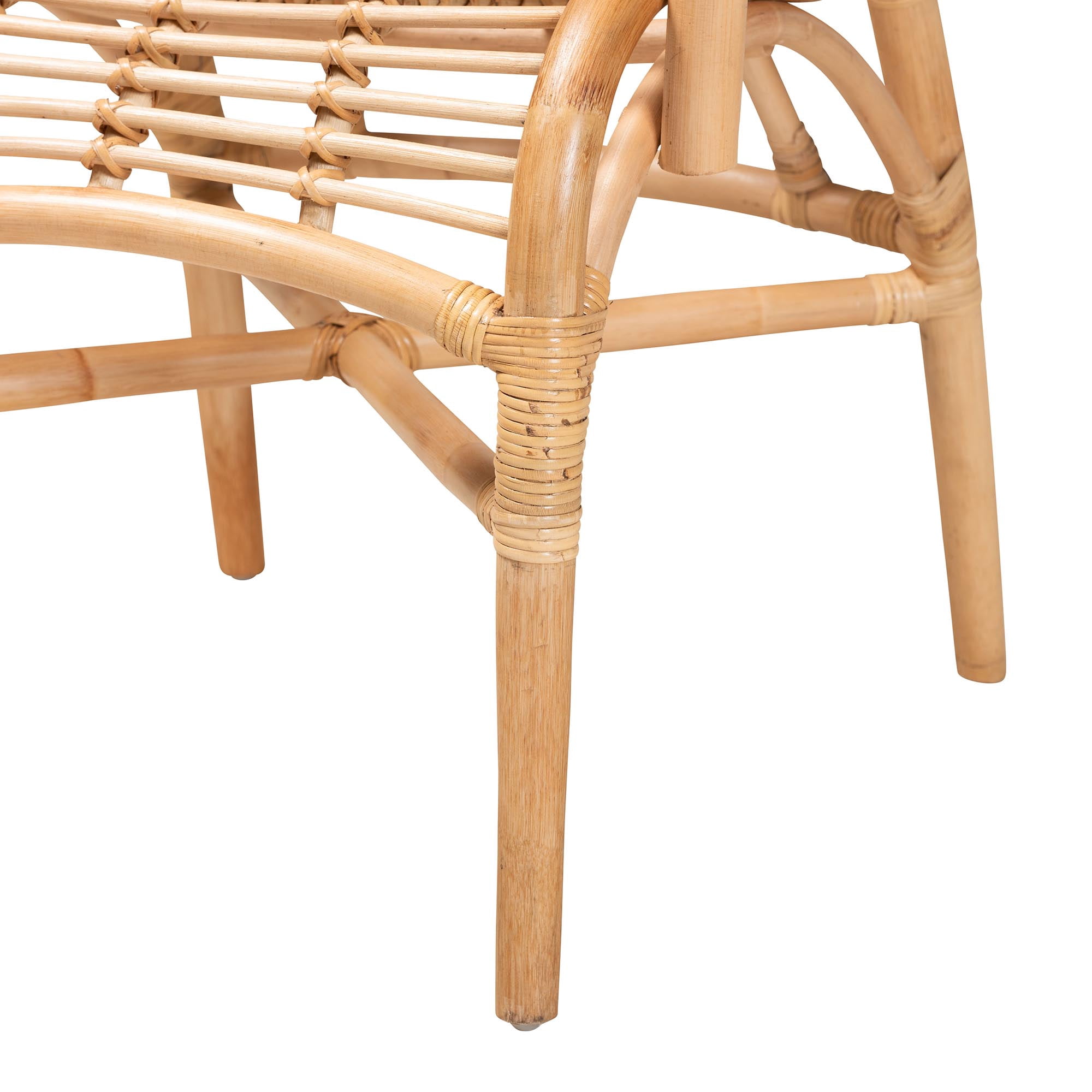 bali & pari Seminyak Modern Bohemian Natural Rattan Lounge Chair (Brown, 30 in x 28 in x 32 in) e32wp