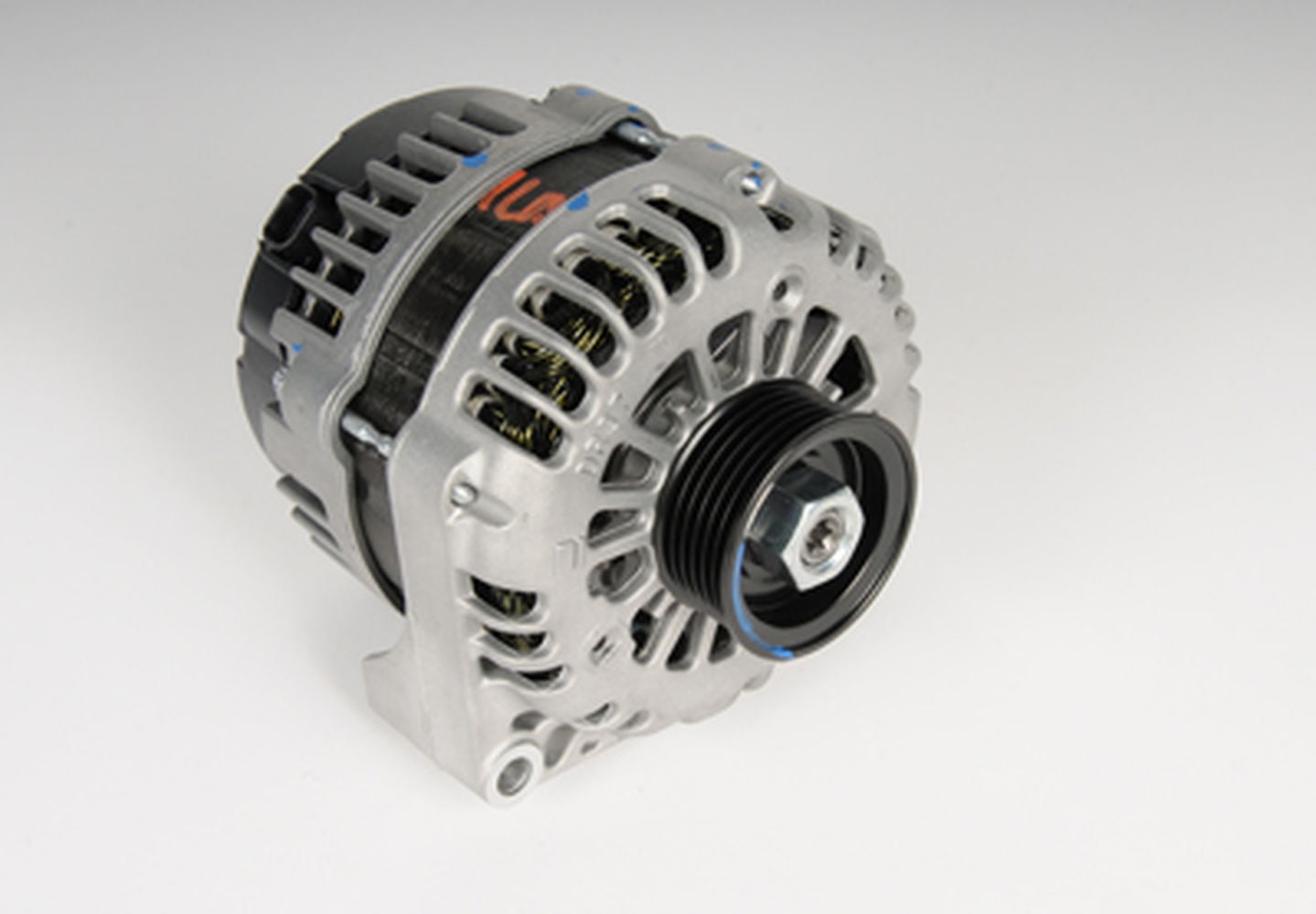 ACDelco 20881337 GM Original Equipment Alternator (Aluminum, 1 Unit) p198t