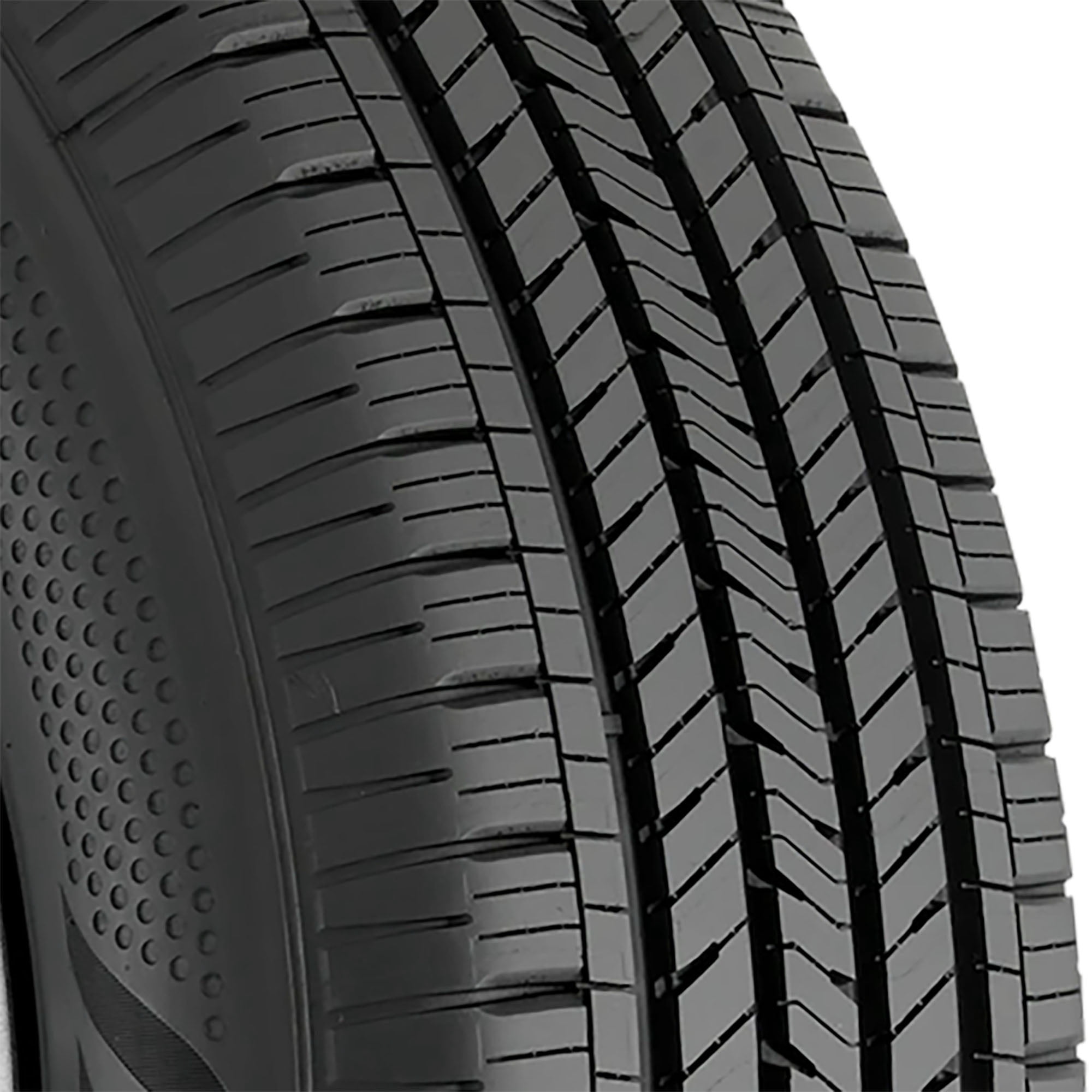 Goodyear Assurance RangeMax Winter Passenger Tire (205/65R16, 95H) 0t4cm