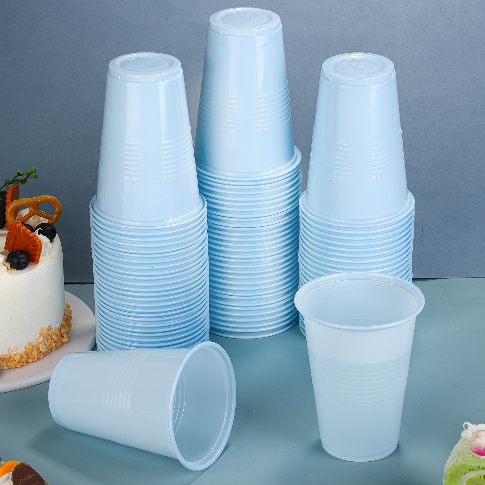 TURSTIN Disposable Plastic Party Cups, Sturdy Drinkware for Weddings and Birthdays (Light Blue, 50 Pack, 16 oz) ygphx