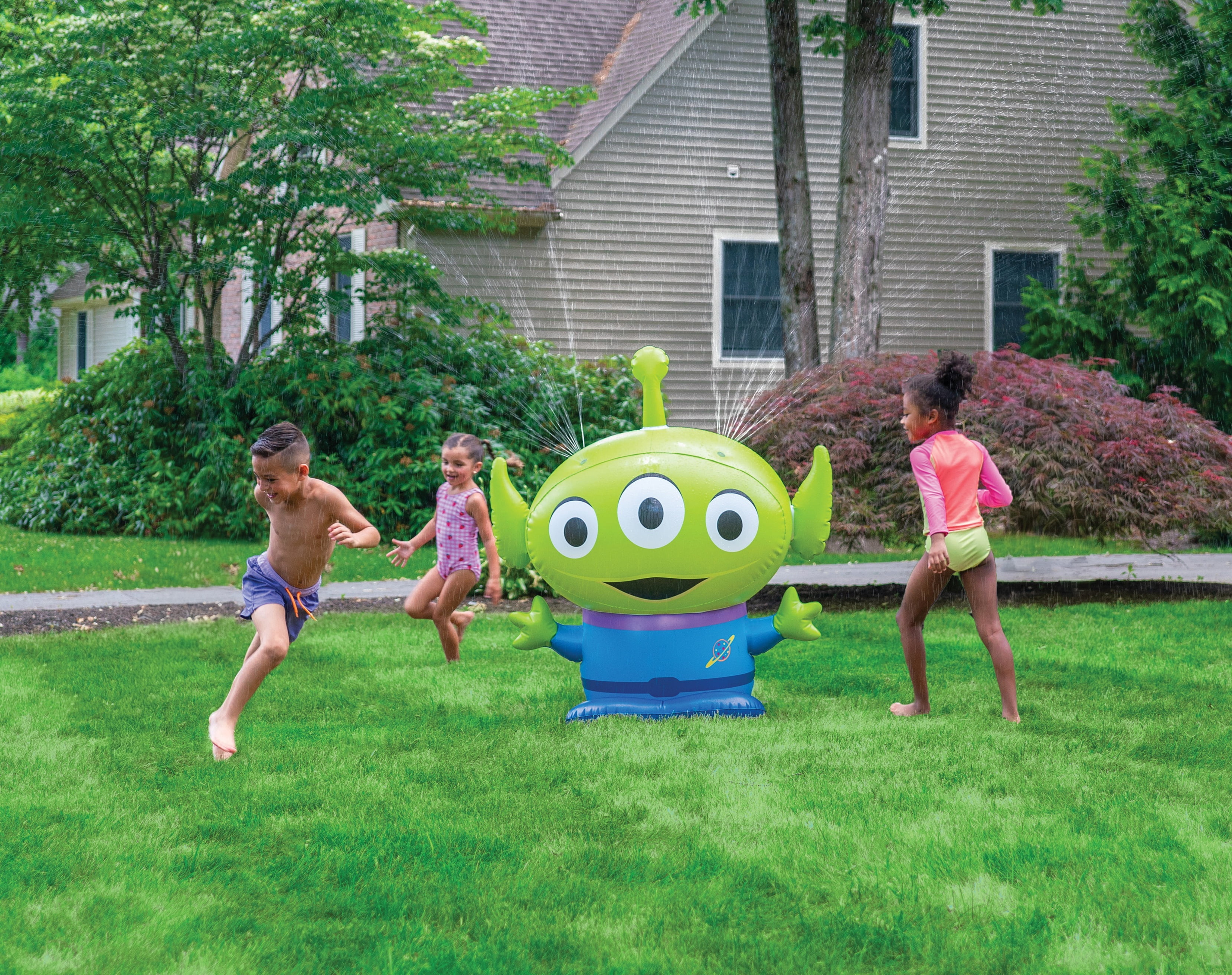 Disney Toy Story Alien Inflatable Yard Sprinkler (Green, 4 ft) 6ysa6