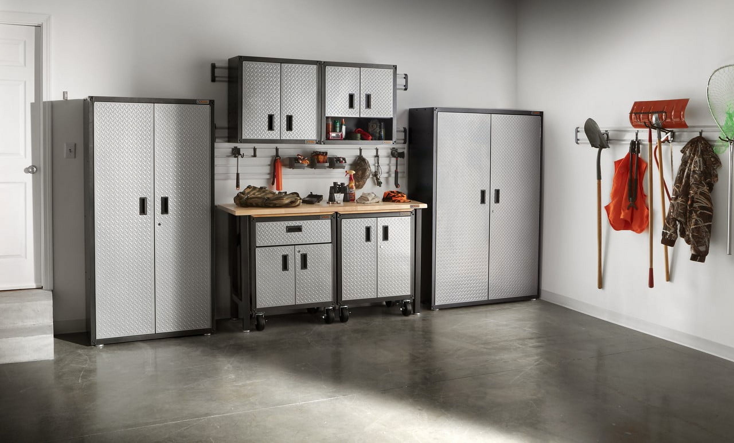 Gladiator GearTrack Wall Storage System (Grey, 48.5 in x 6.25 in) cvchu