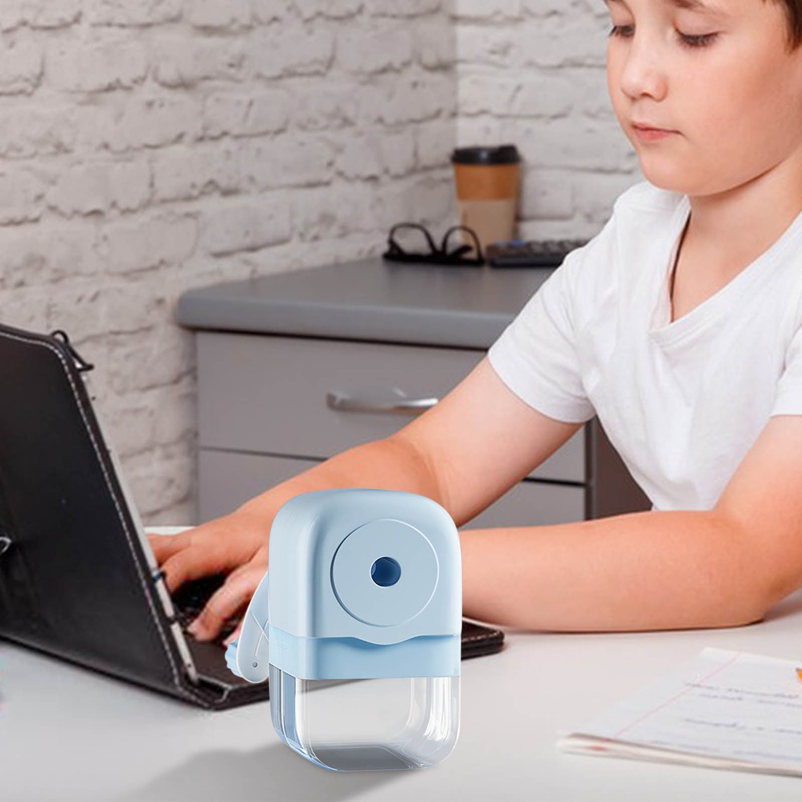 Hometravel Manual Hand Crank Pencil Sharpener for Office and Art (Blue, 1 Pack) 0jdx4