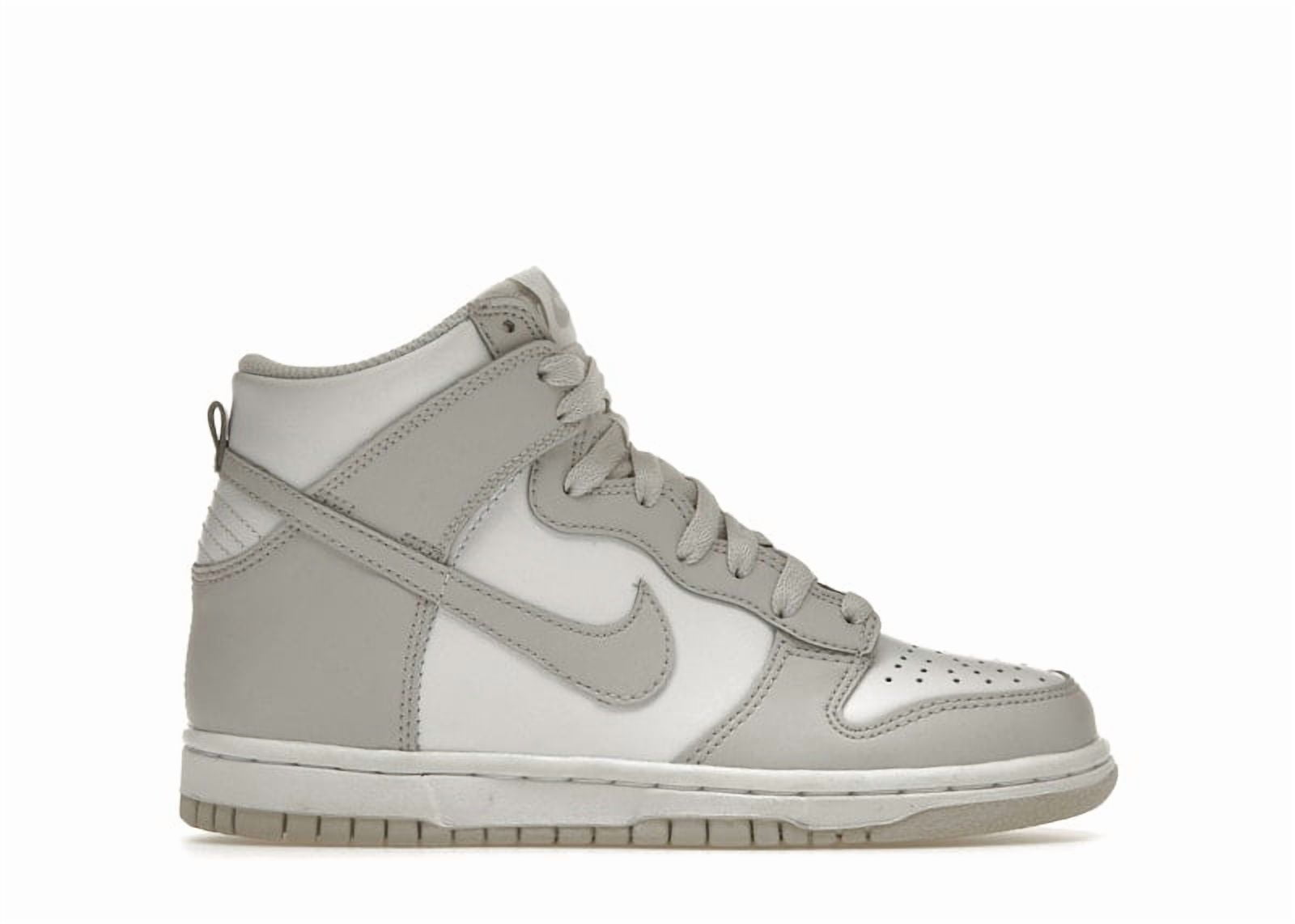 Nike Dunk High Kids Basketball Shoes (Vast Grey, 4Y) yfblx