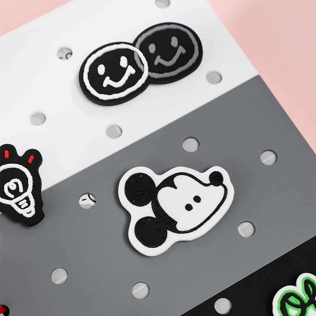 Miniso Disney Mickey Mouse Collection Spiral Notebook (80 Sheets) gnqqg