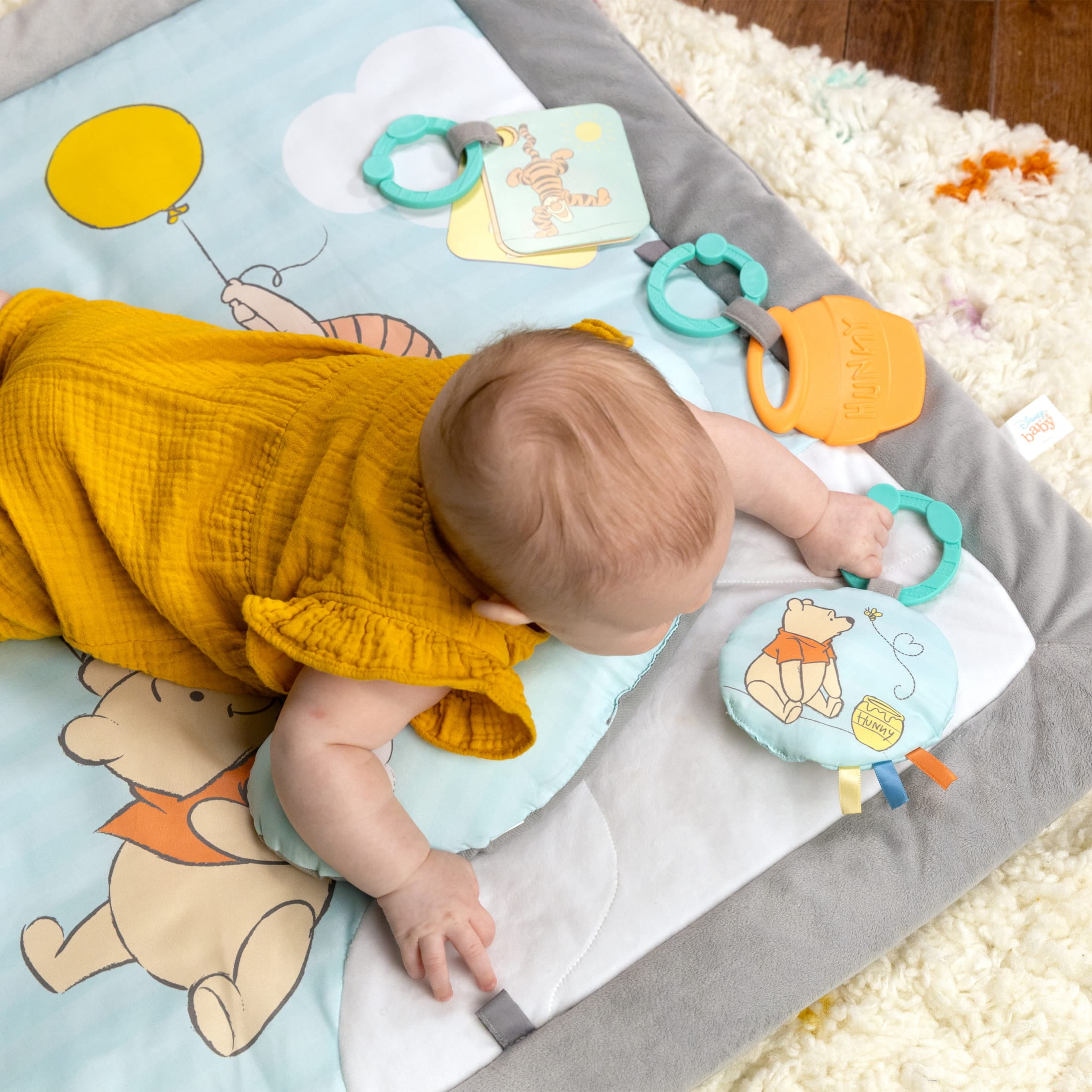 Bright Starts Disney Winnie the Pooh Once Upon a Tummy Time Activity Gym (Blue, 30 in x 30 in x 18.5 in) gbe0j