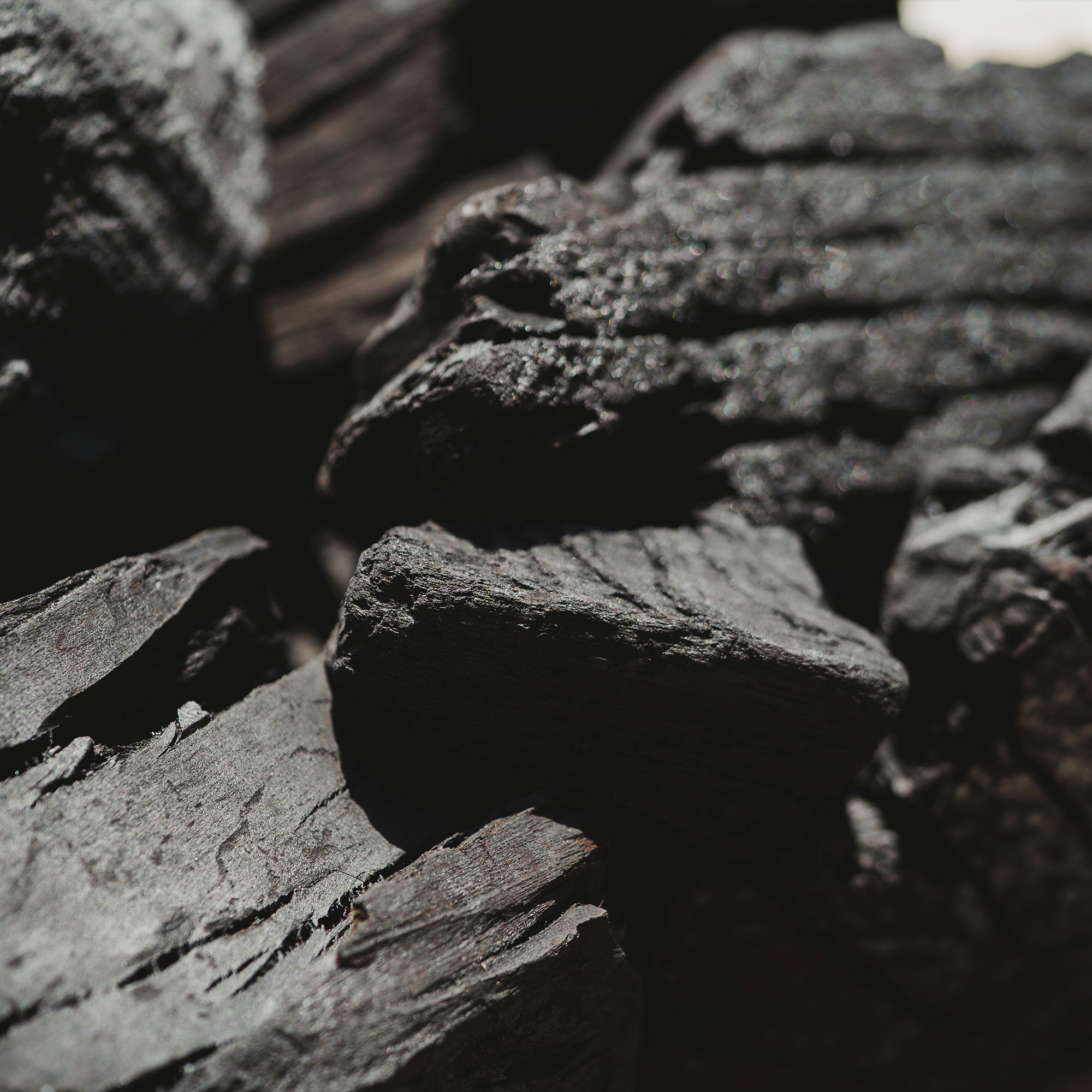 Jealous Devil Natural Hardwood Lump Charcoal for Grilling and Smoking (Black, 35 lb) v5nc6