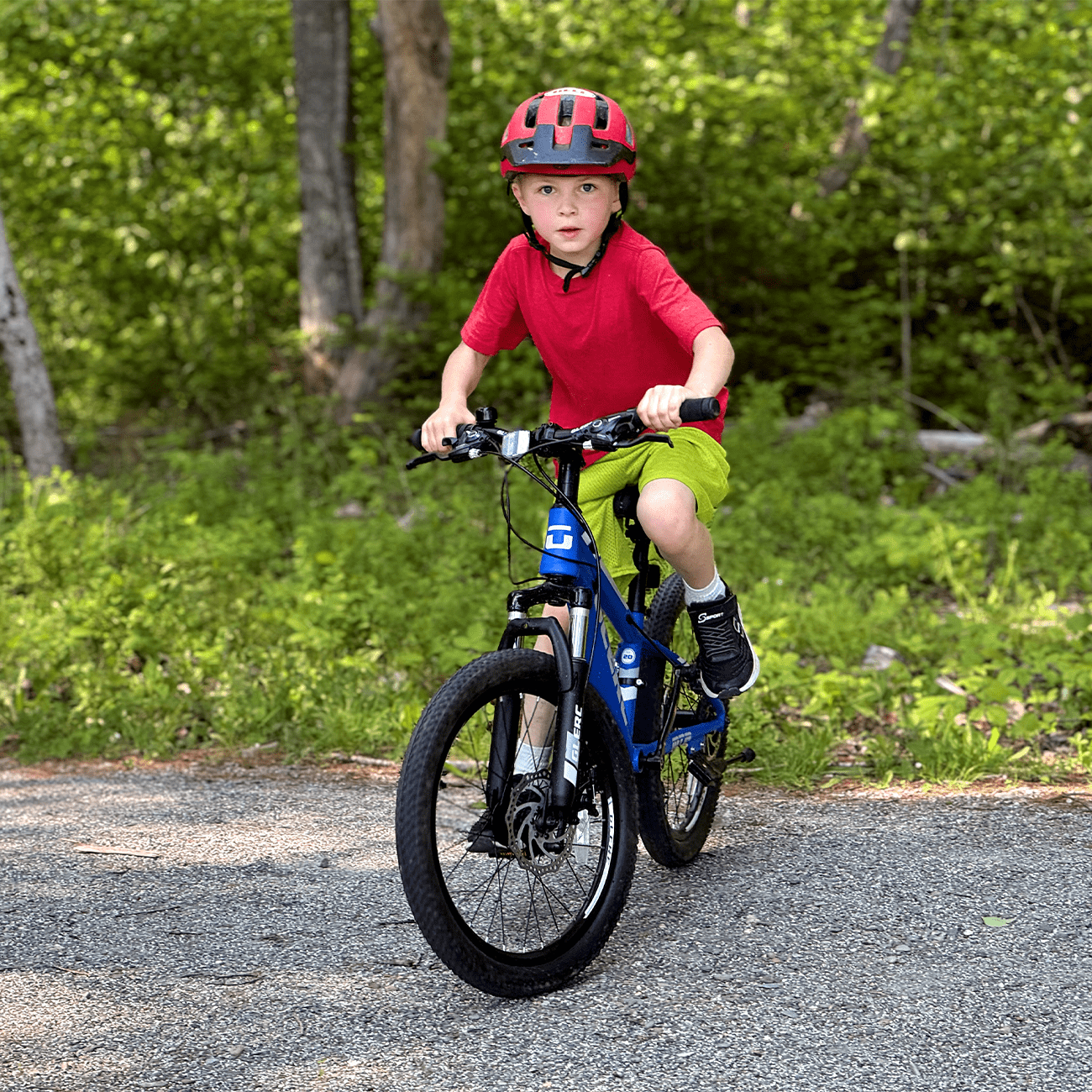 Glerc Skyline Kids Mountain Bike, 21-Speed Bicycle with Front Suspension and Dual Disc Brakes (Black, 24 in) 7bweo