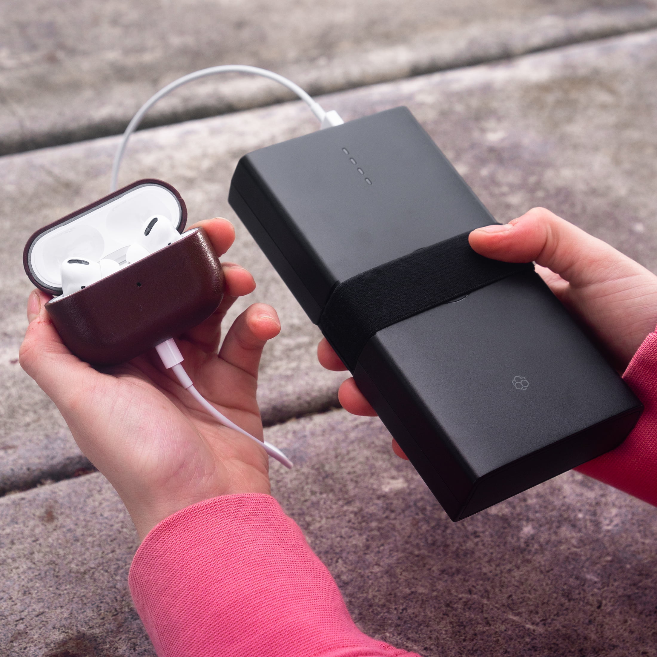 YADA Power Bank Pro Car Battery Jump Starter and Portable Charger (Black, 10000 mAh) vtajg