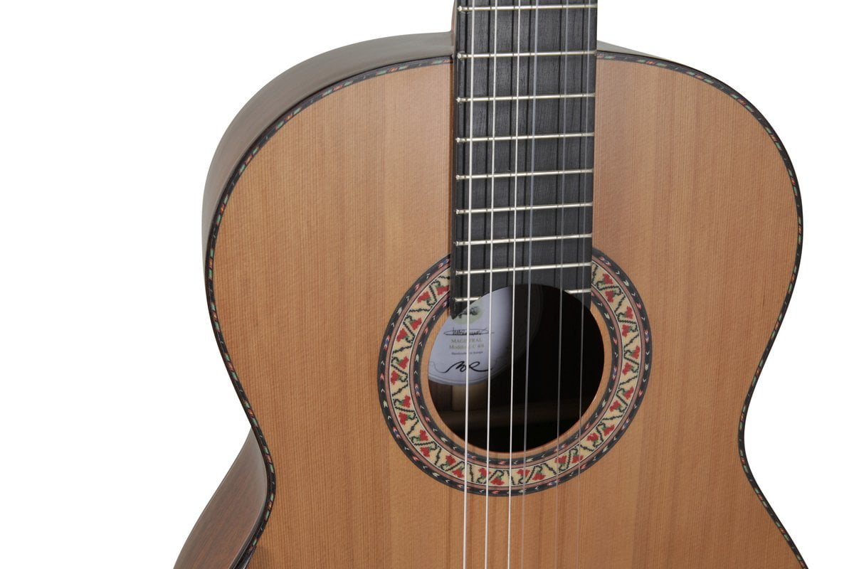Manuel Rodriguez Classical Guitar Magistral E-C (Cedar/Walnut, 4/4 Full Size) mes8q