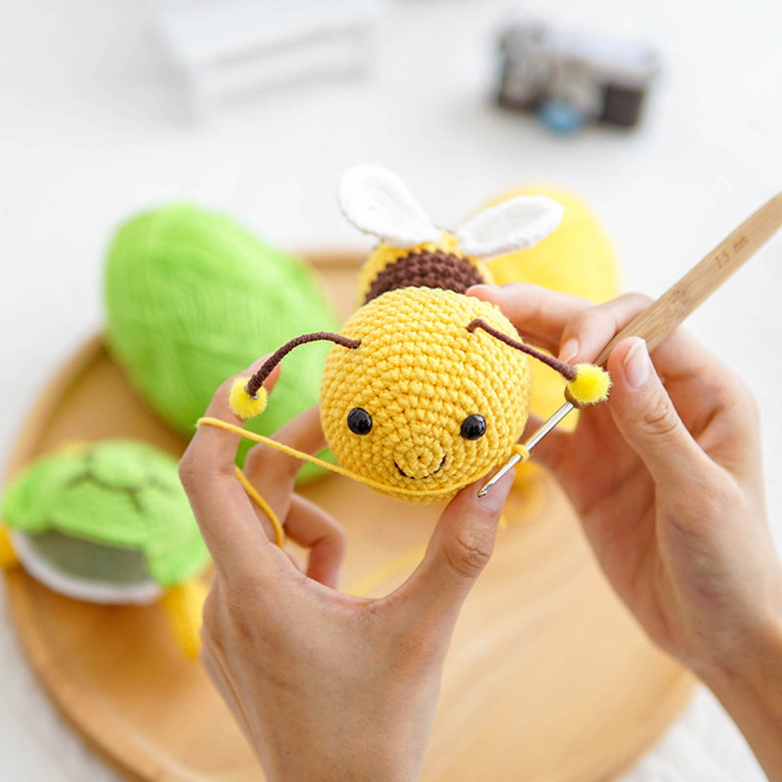 Kafsov DIY Turtle Bee Crochet Kit for Beginners and Experts (Green, 1 Set) jszxj