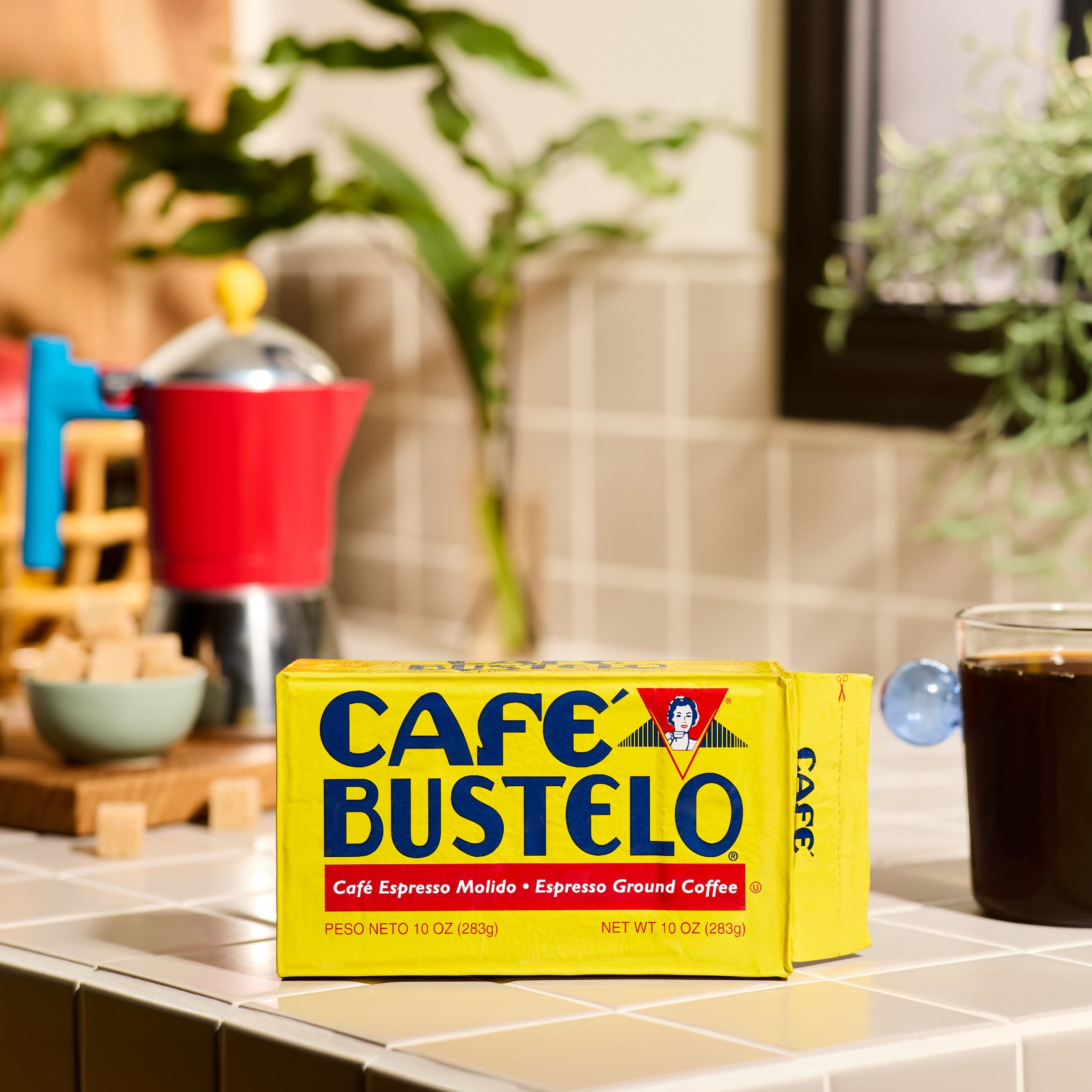 Cafe Bustelo Espresso Style Dark Roast Ground Coffee (10 oz) 0e6m6