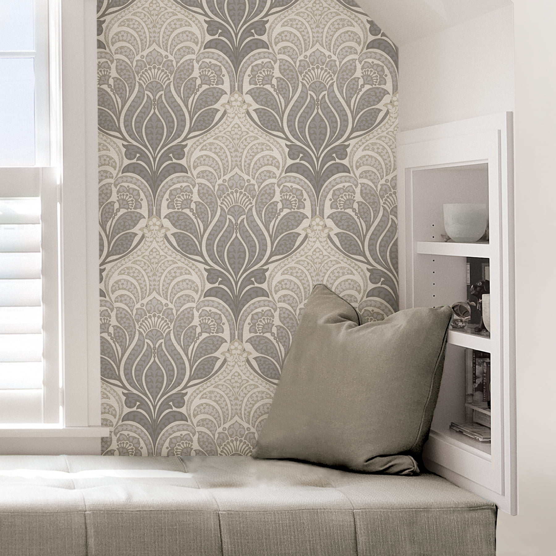 NuWallpaper Charisma Vinyl Peel and Stick Wallpaper (Gold, 216-in x 20.5-in) hvz5l