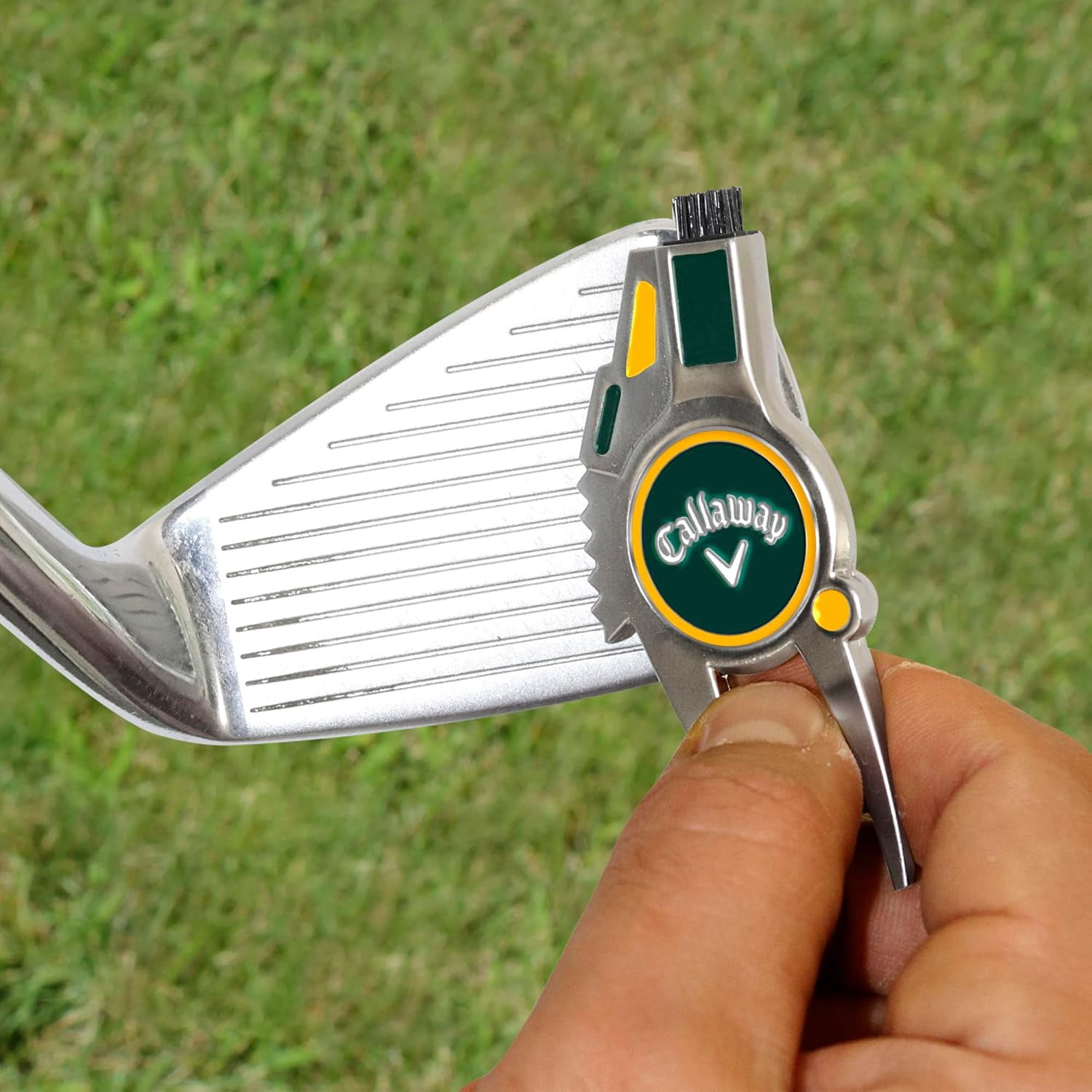 Callaway 4-in-1 Golf Divot Repair Tool, Durable Zinc Alloy Multi-Functional Accessory (Green/Yellow, 1 Count) 1n1tp