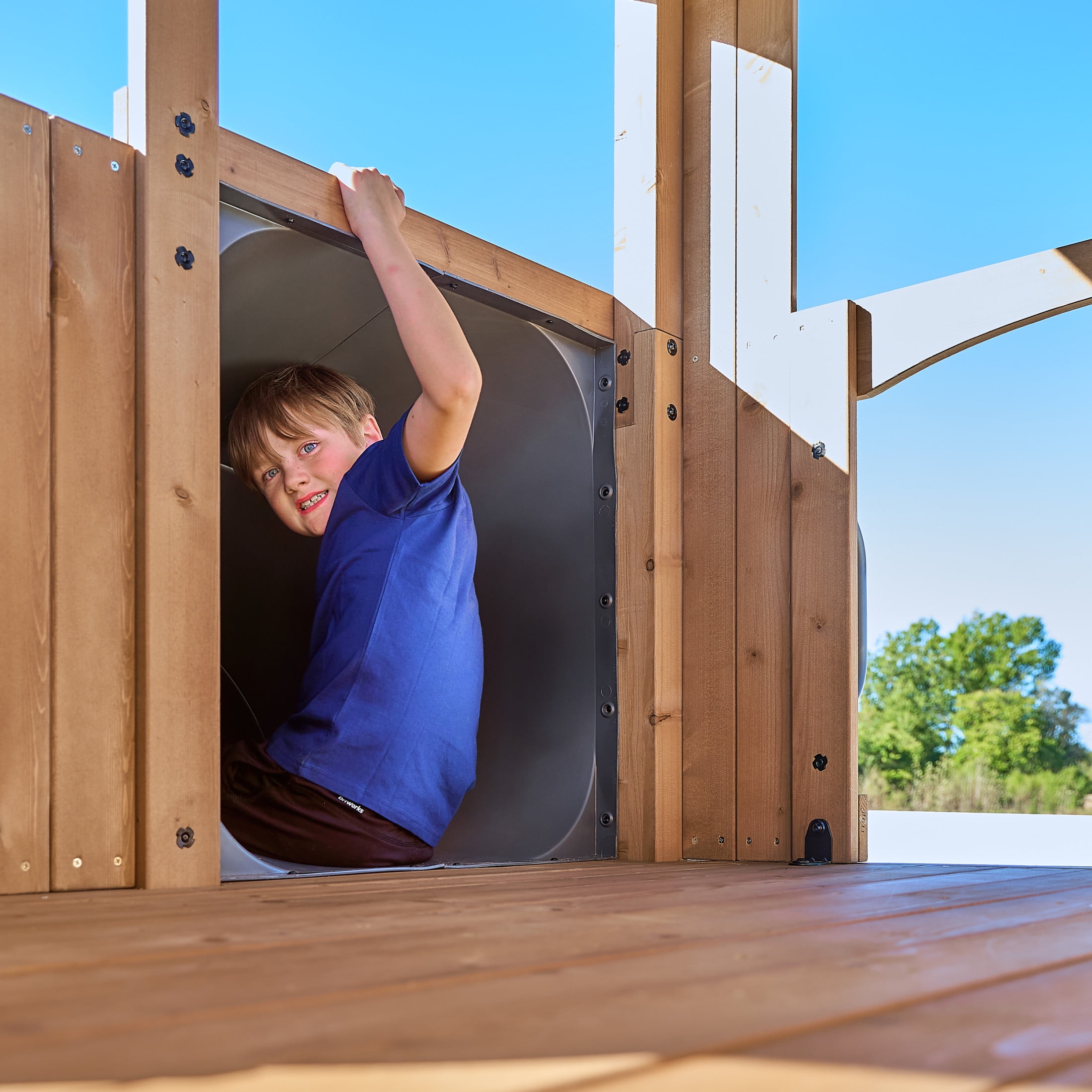 Backyard Discovery Dover Bay Spruce Swing Set with Clubhouse, Rock Wall, and Slides (Brown, 11-Child Capacity) 9d4n2
