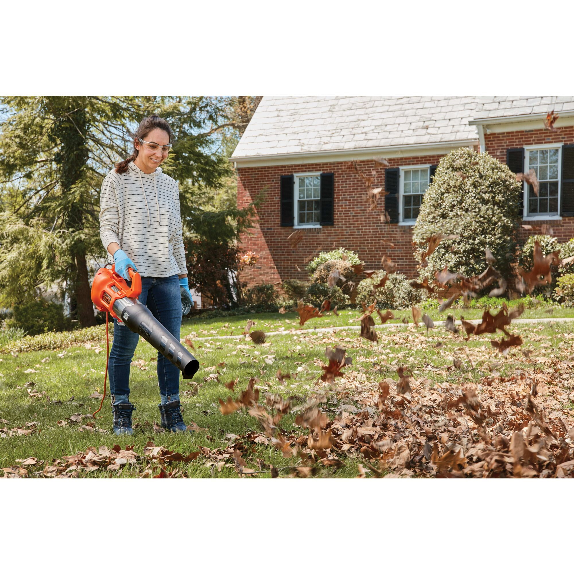 BLACK+DECKER Electric Axial Leaf Blower, 9 Amp High-Performance Yard Cleanup Tool (Black, 140 MPH) 9y9y4