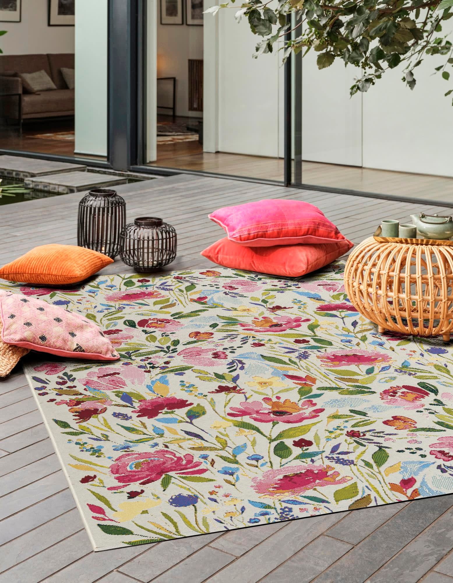 Unique Loom Outdoor Botanical Area Rug, Durable Flat-Weave Floor Covering (Blue, 5 ft 3 in x 8 ft) jjquo
