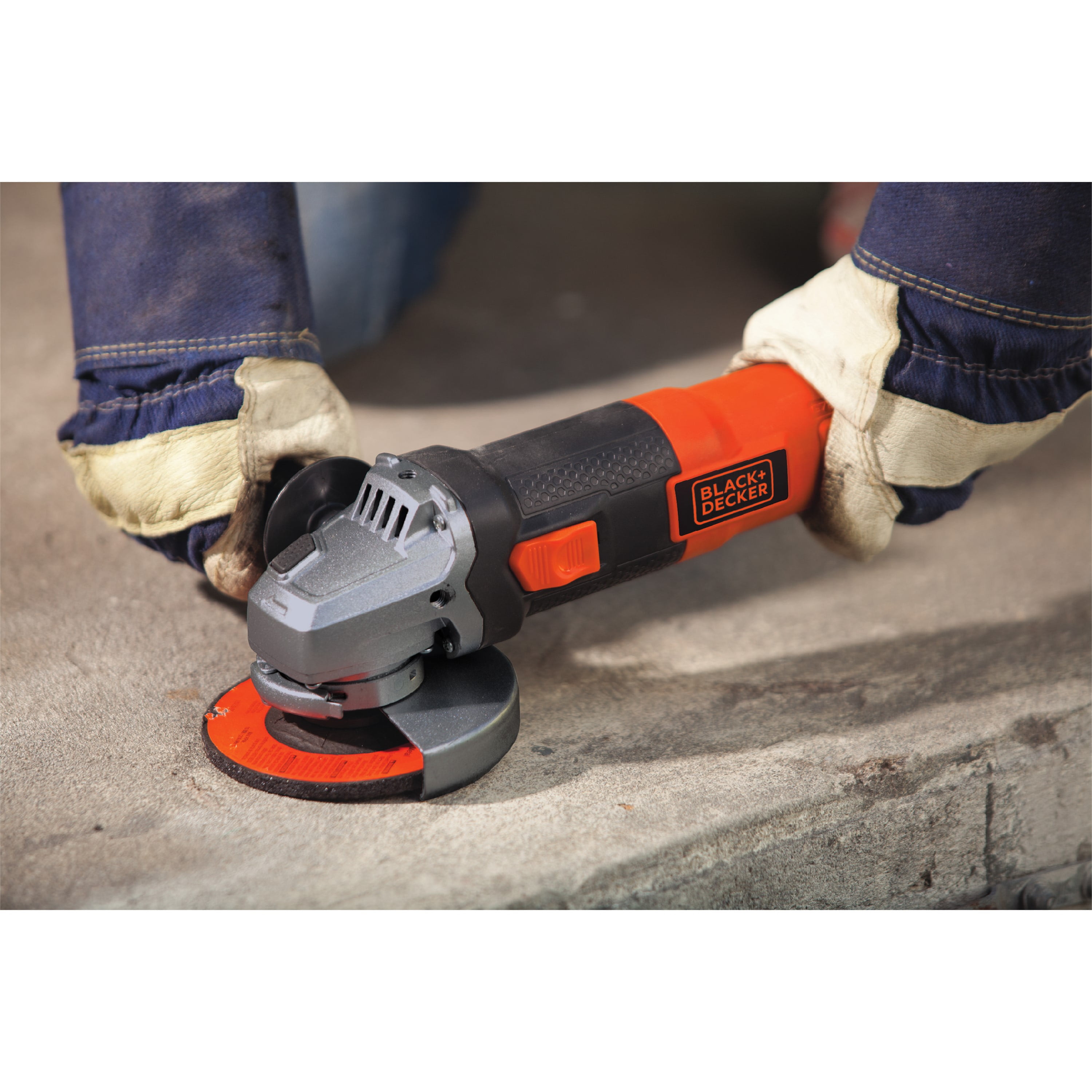 BLACK+DECKER 4.5-Inch Angle Grinder, 6-Amp Corded Power Tool with 3-Position Side Handle (Black) su7gx