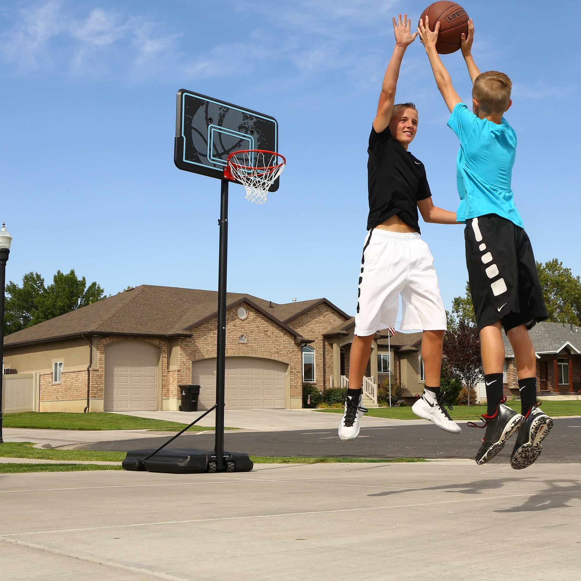 Lifetime 44-Inch Impact Portable Basketball Hoop System with Telescoping Height Adjustment (44 in) tnieo