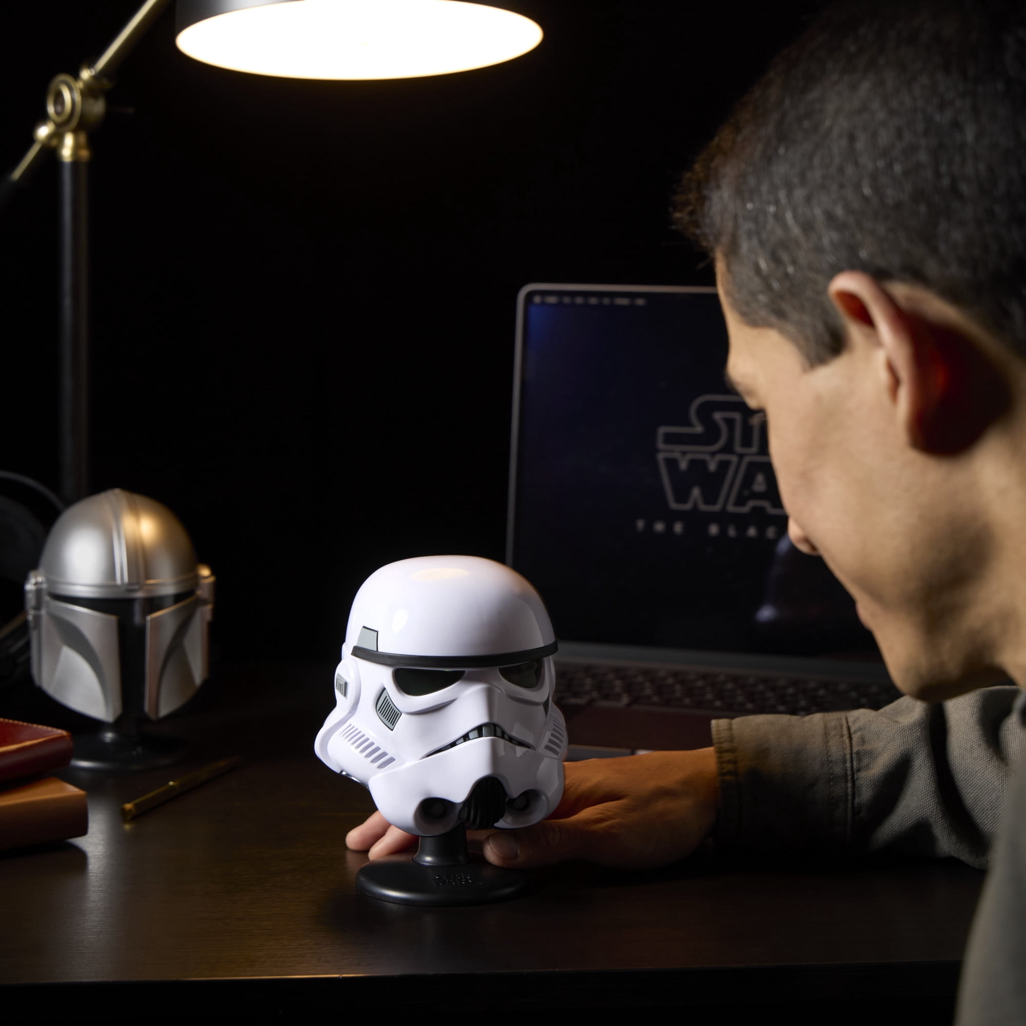 Star Wars The Black Series Stormtrooper Premium Mini Helmet for Display (White, 6 in) 351sv - Image 3