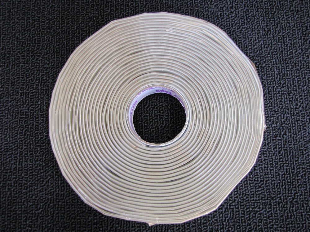 Mobile Home Tacky Tape Butyl Putty Sealant for RV and Camper (White, 6 Pack, 30 ft x 0.75 in x 0.125 in) yj5sz