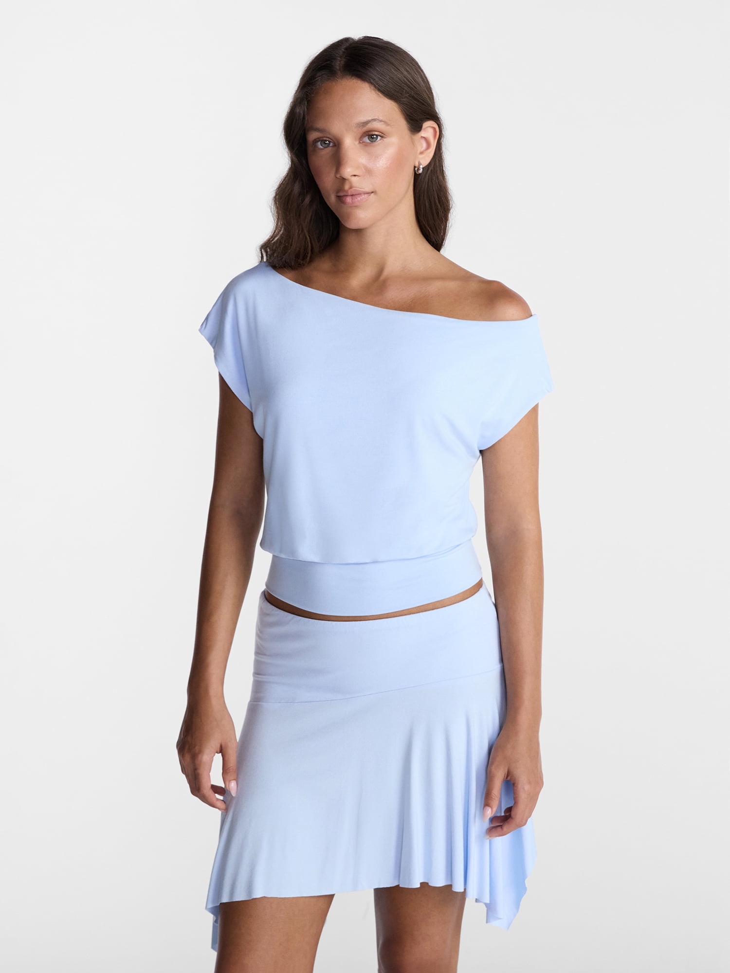 No Boundaries Women's Asymmetrical Off-the-Shoulder Top with Banded Bottom (Blue, XXS) s2hm2
