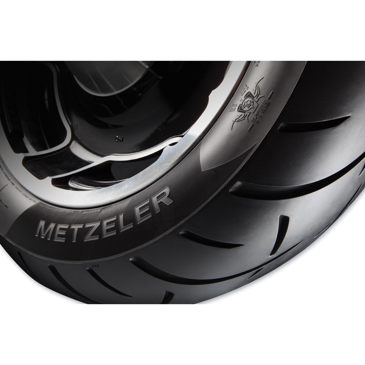 Metzeler ME888 Marathon Ultra Front Motorcycle Tire (Black, 120/70B-21) c1zof