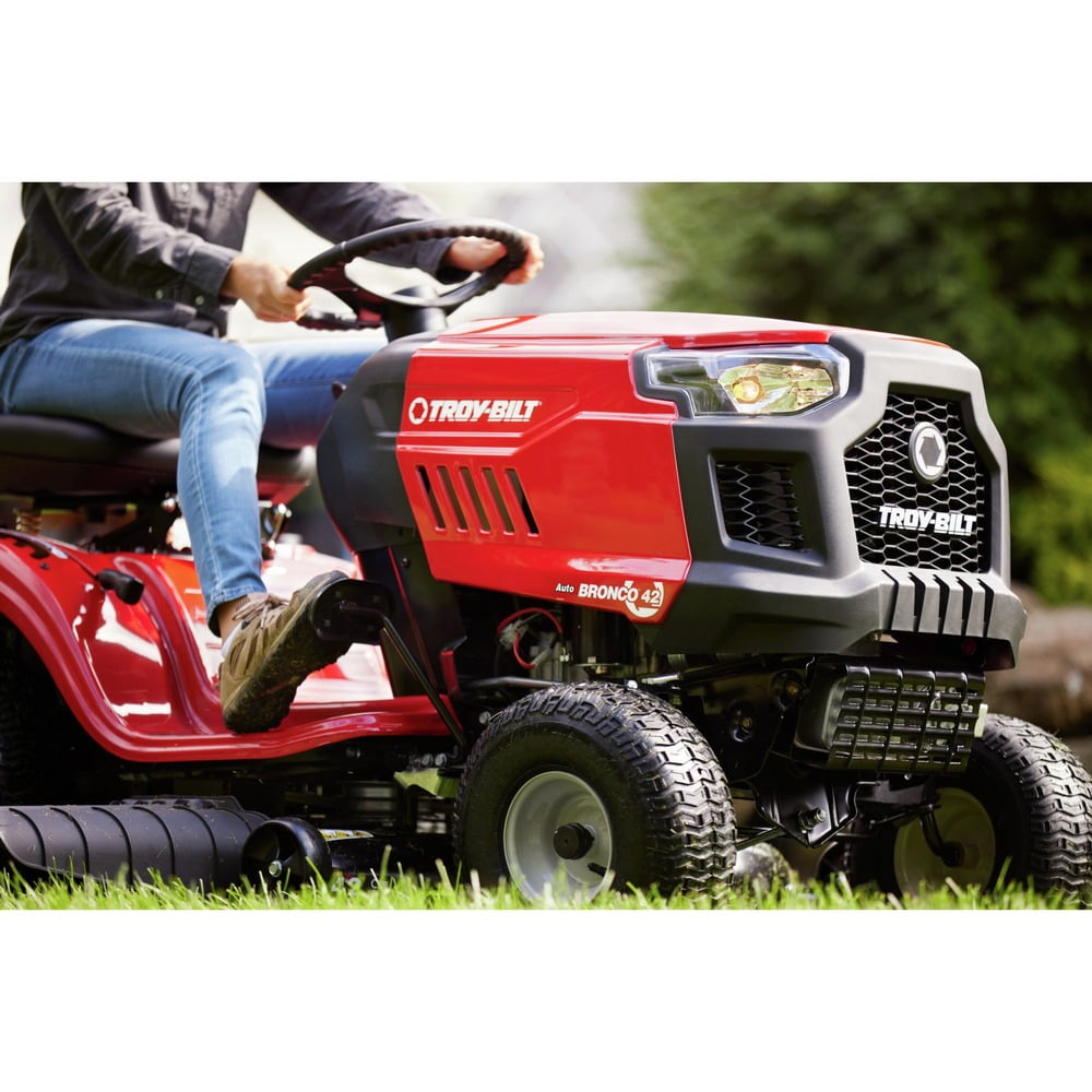 Troy-Bilt Bronco 46-inch Gas Riding Lawn Mower with 547cc Engine (46 in) 9wuns