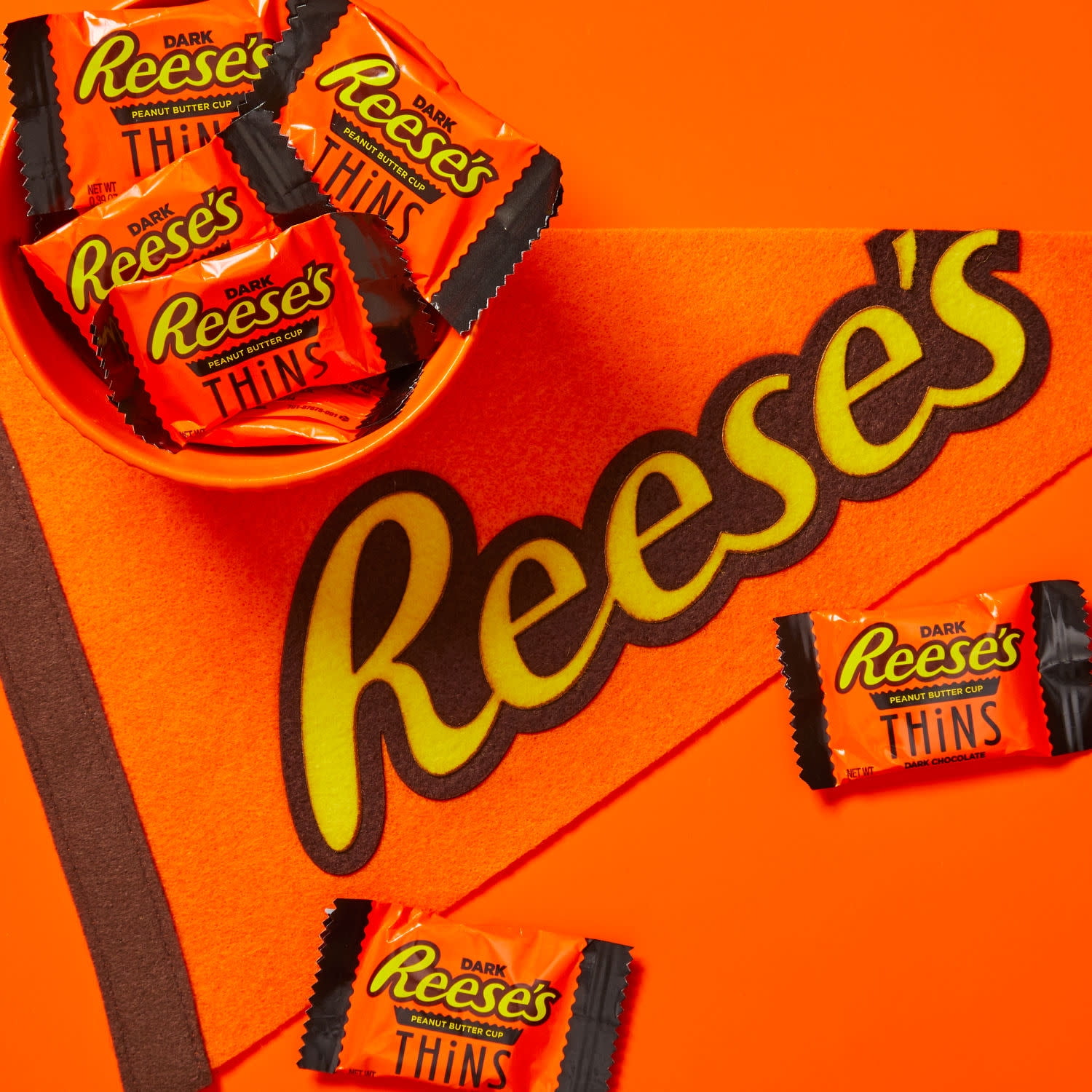 Reese's Thins Dark Chocolate Peanut Butter Cups Candy (Dark Chocolate, 7.37 oz) kpxcm