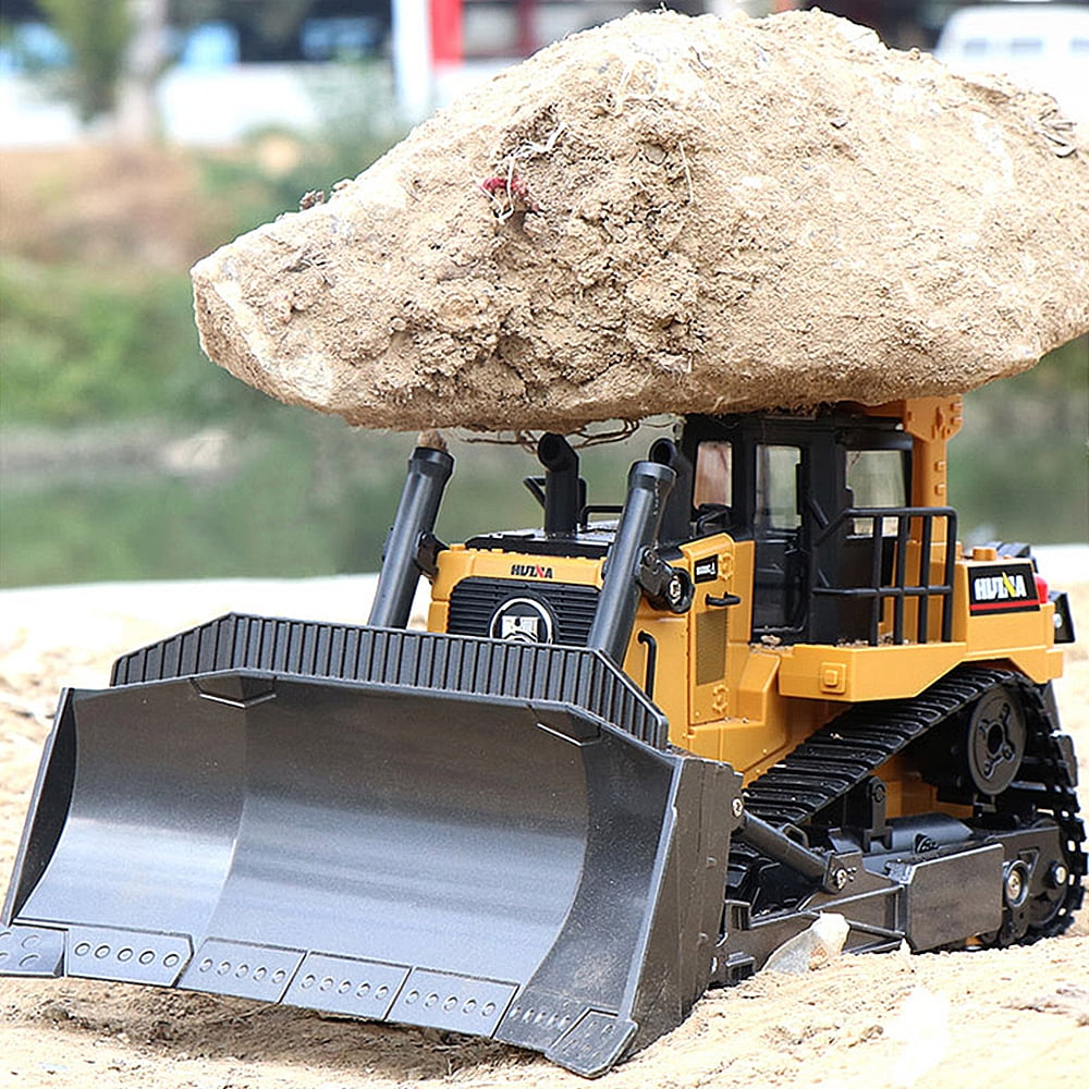Fisca 1/16 Remote Control Bulldozer, RC Construction Tractor with Metal Ripper and Lights (Yellow, 14.8 in) tk2ok